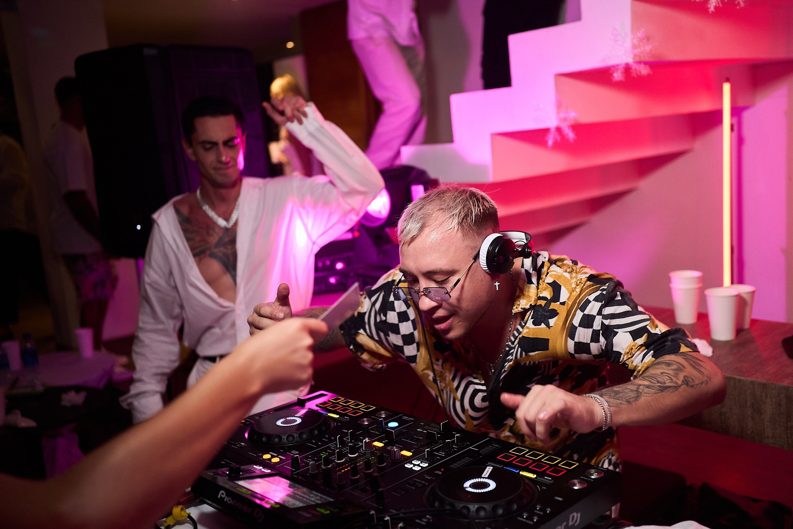 White Party НГ. Главная