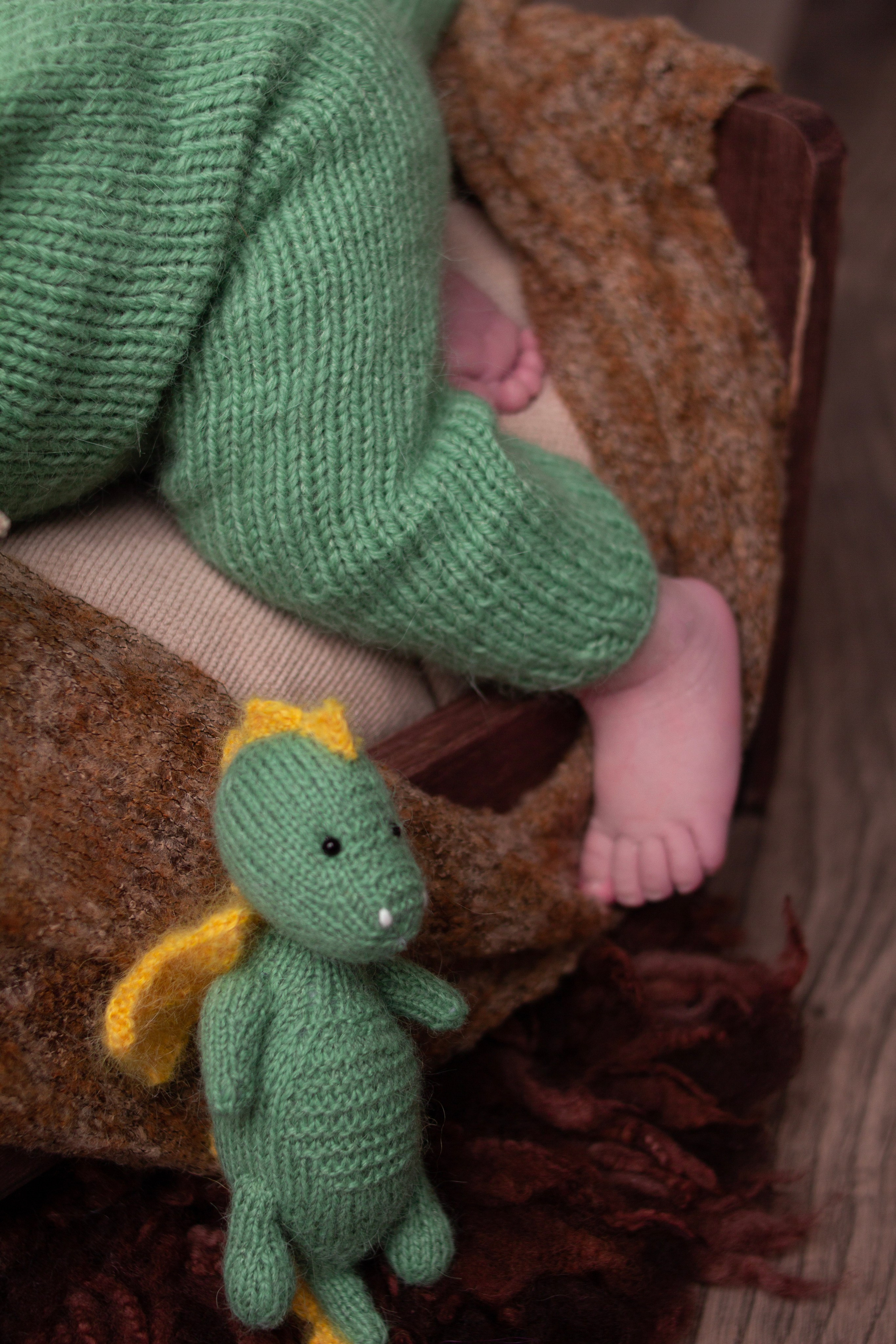 Образы в вязаных костюмчиках. Первый кадр | newborn фотограф | Всеволожск