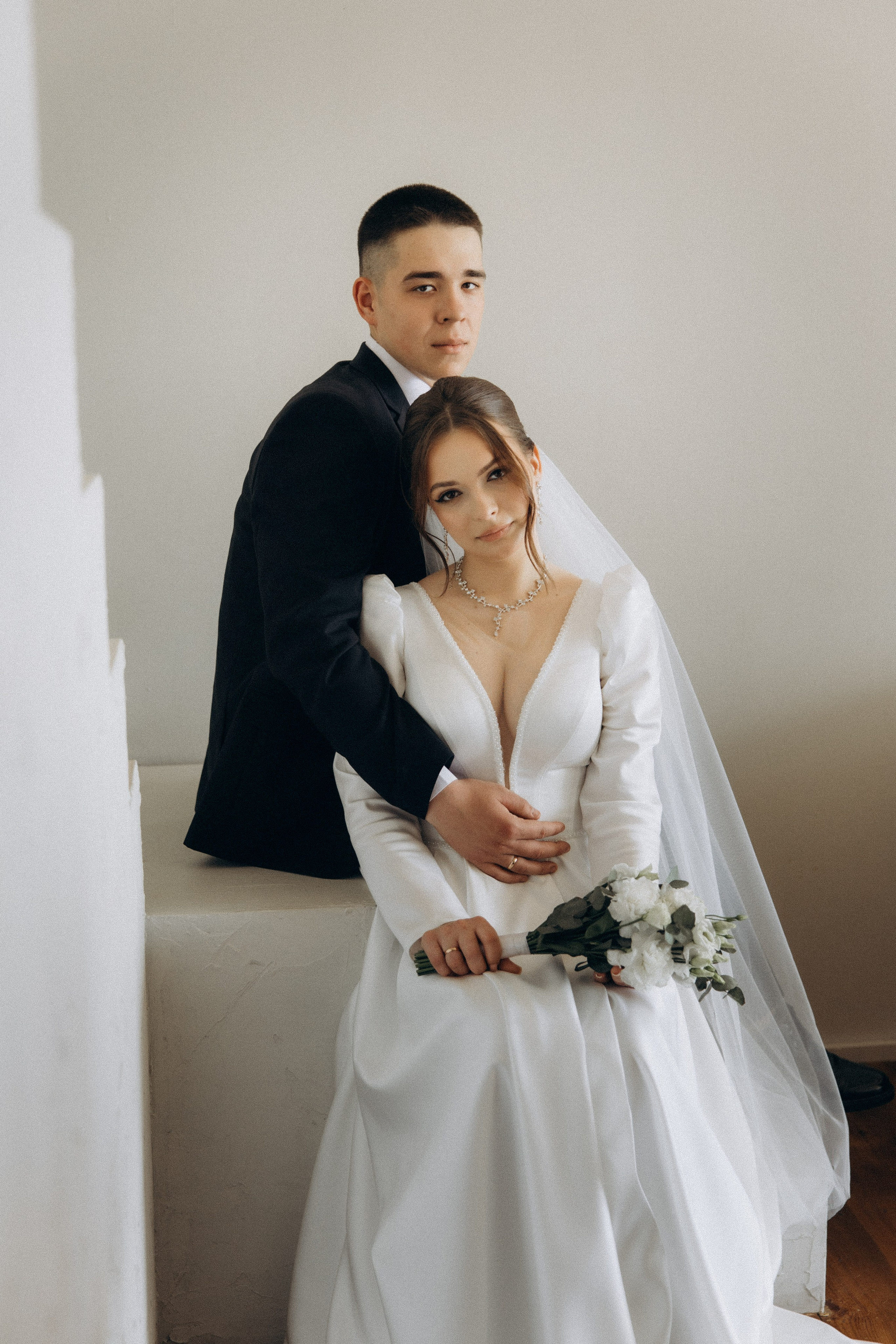 Свадебная фотосессия в фотостудии Пензы для Виктории и Михаила