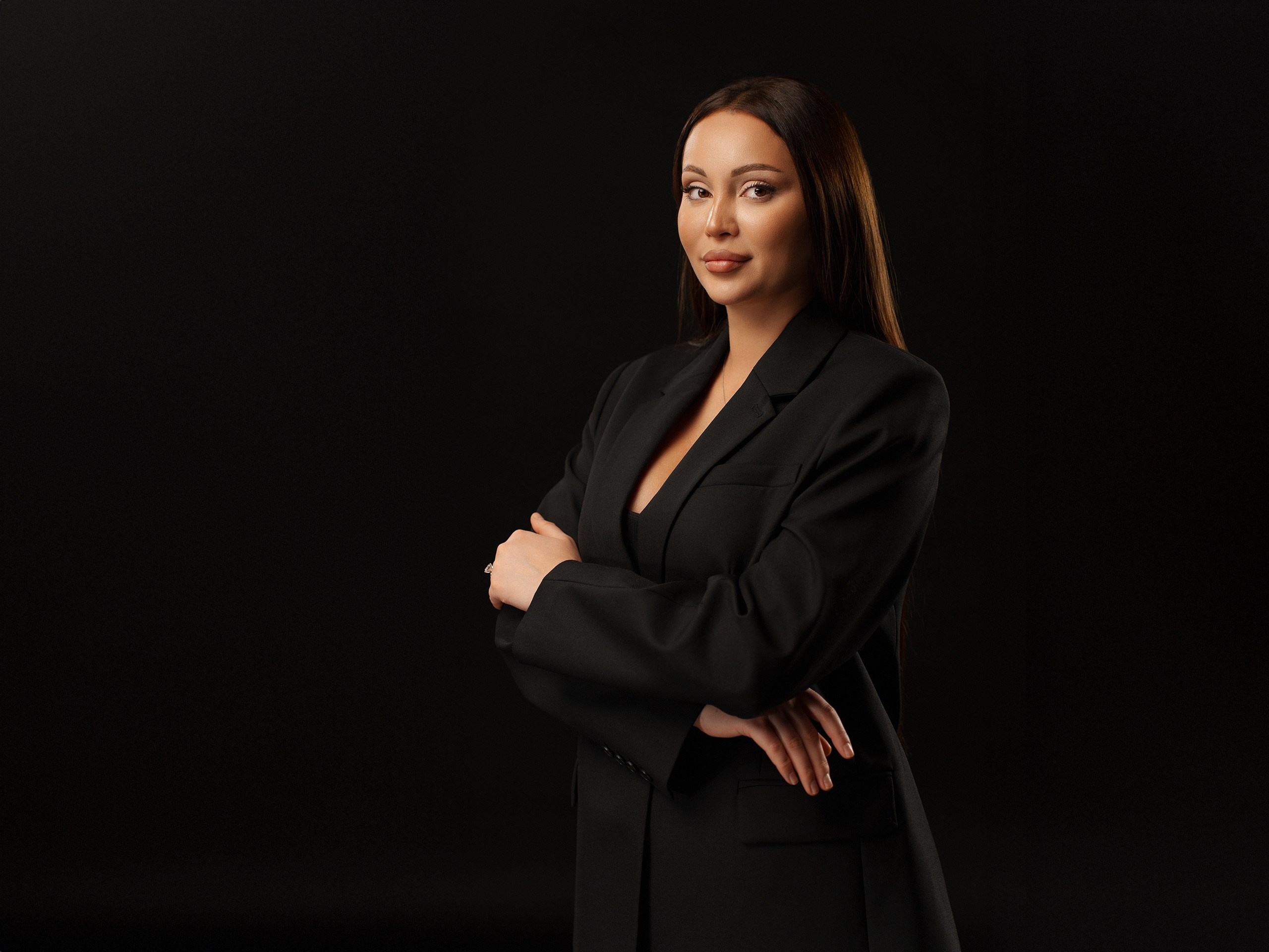 SYUZANNA. Женский портретный фотограф в Москве