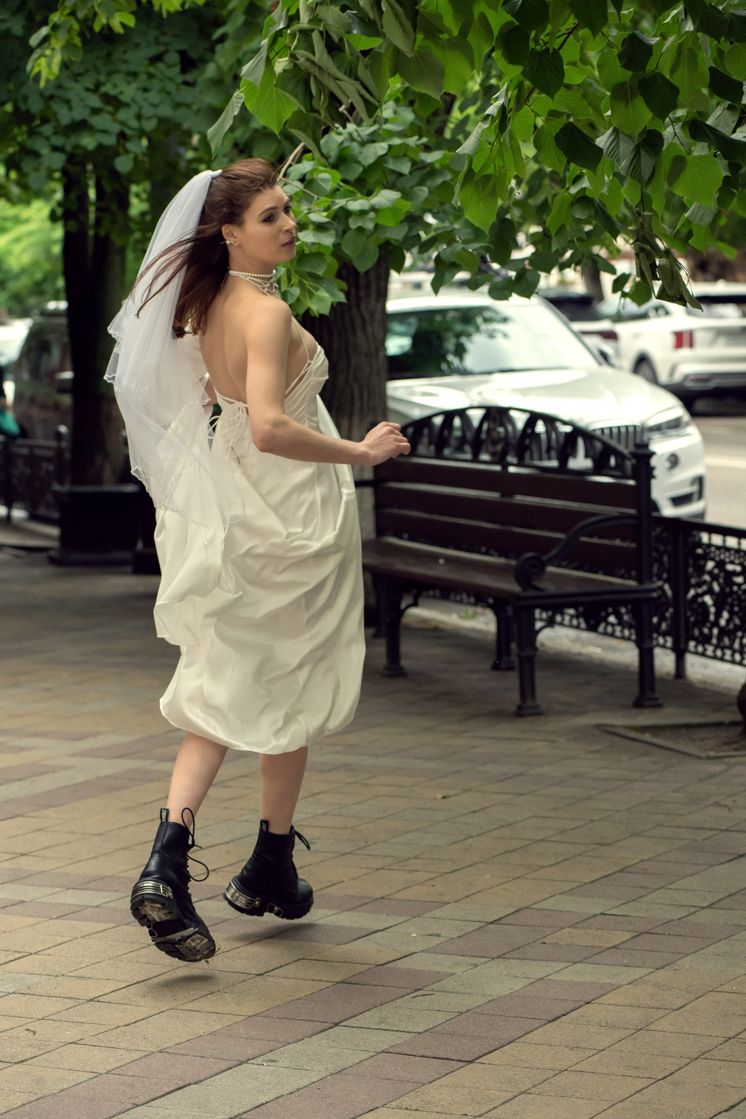 СБЕЖАВШАЯ НЕВЕСТА (история в каждом кадре). Главная