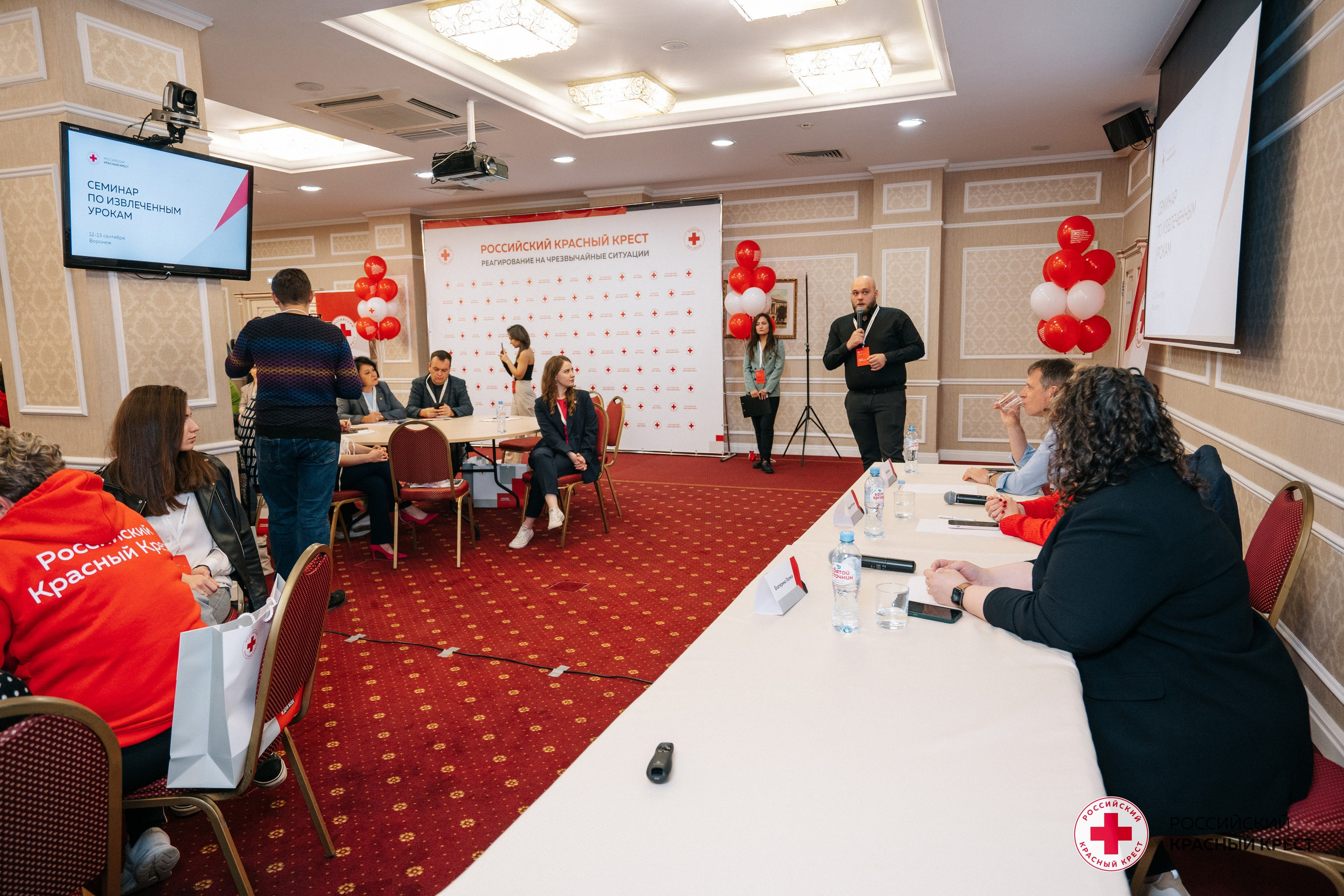 Красный крест | Дегас, медвежья берлога. Фотограф в Воронеже Ольга Космодемьянская