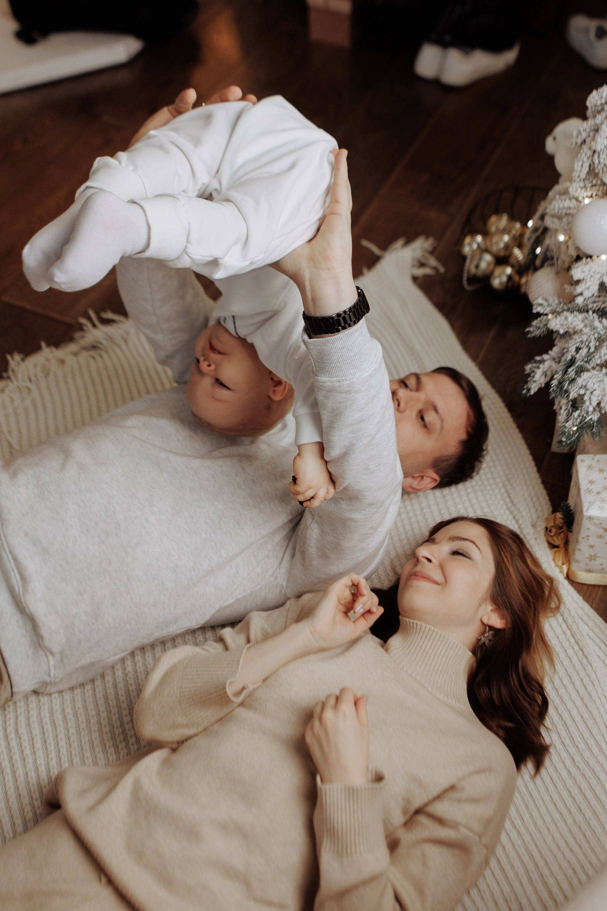 Семейная фотосессия «студия». Свадебный фотограф