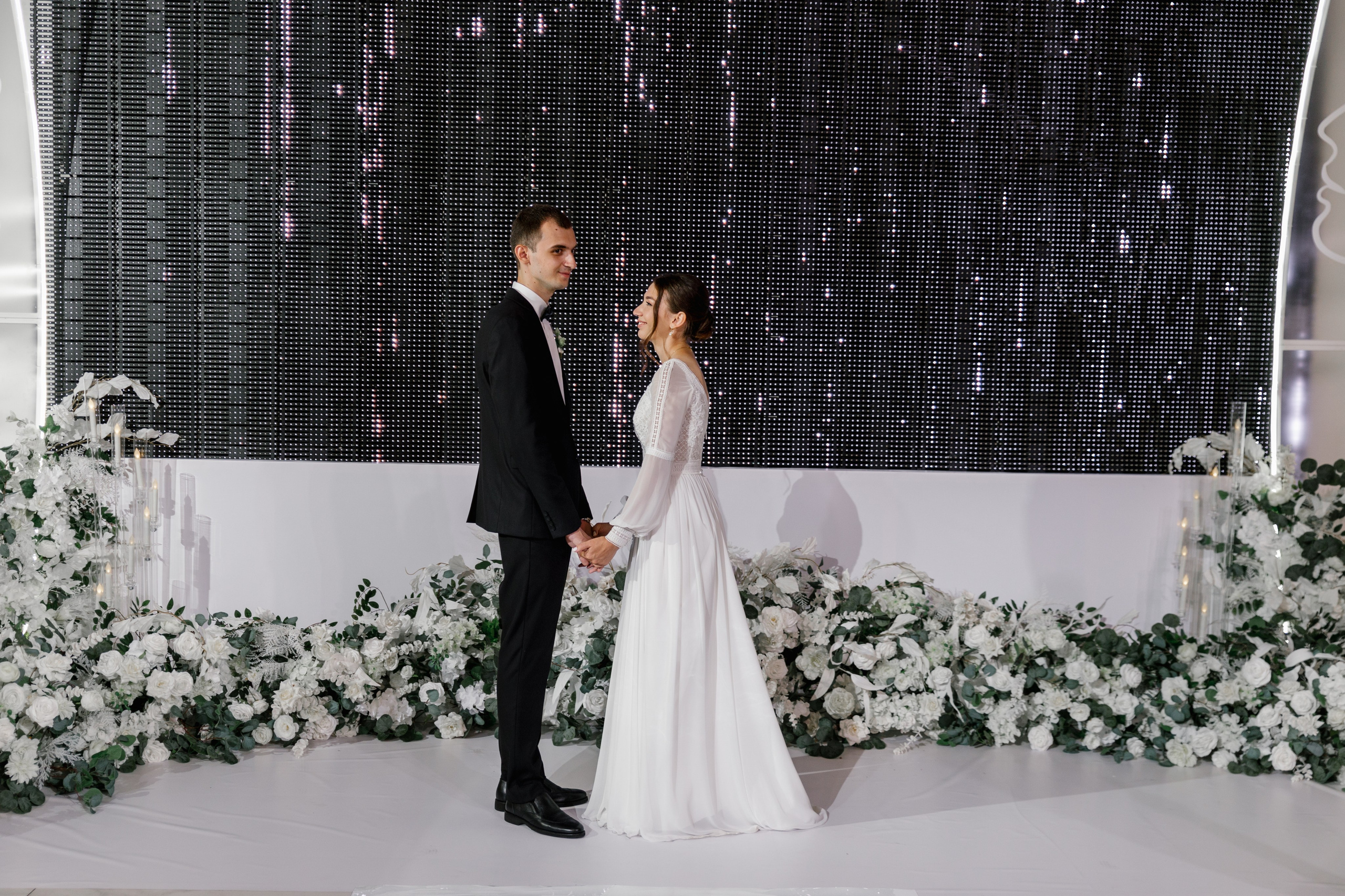 Кририлл и Любовь. Свадебный фотограф в Пятигорске и КМВ Софья Аджикеримова