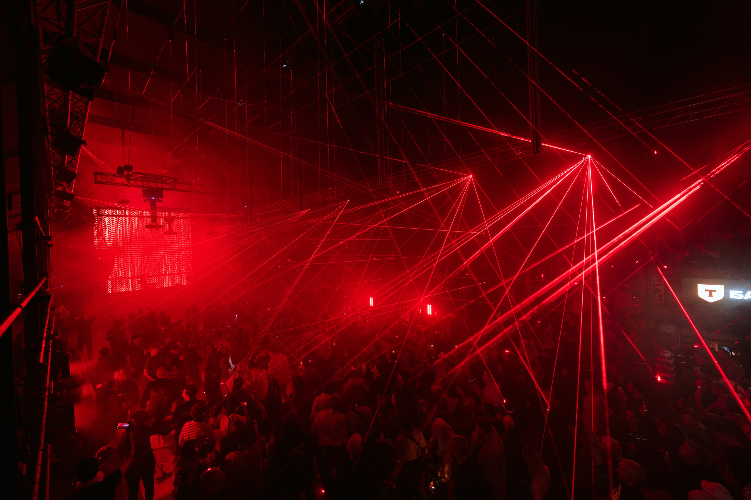 Signal 2024. @tomrus: Рустам Шагиморданов — фотограф