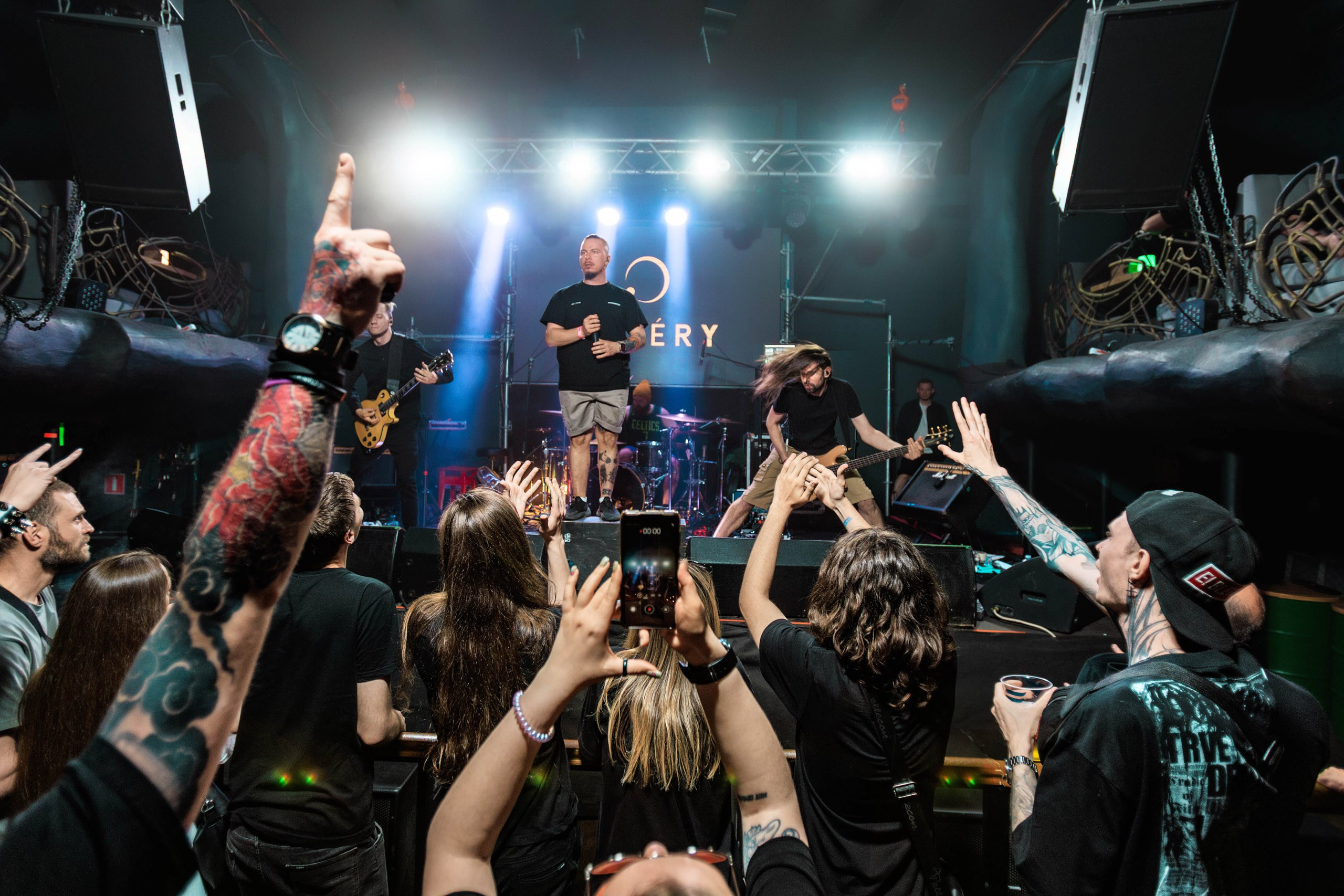 08.06.25 Call The Vatican. Репортажный фотограф Екатеринбург | Яркий, качественный репортаж | Концерты, клубы, репортаж, праздники, корпоративы