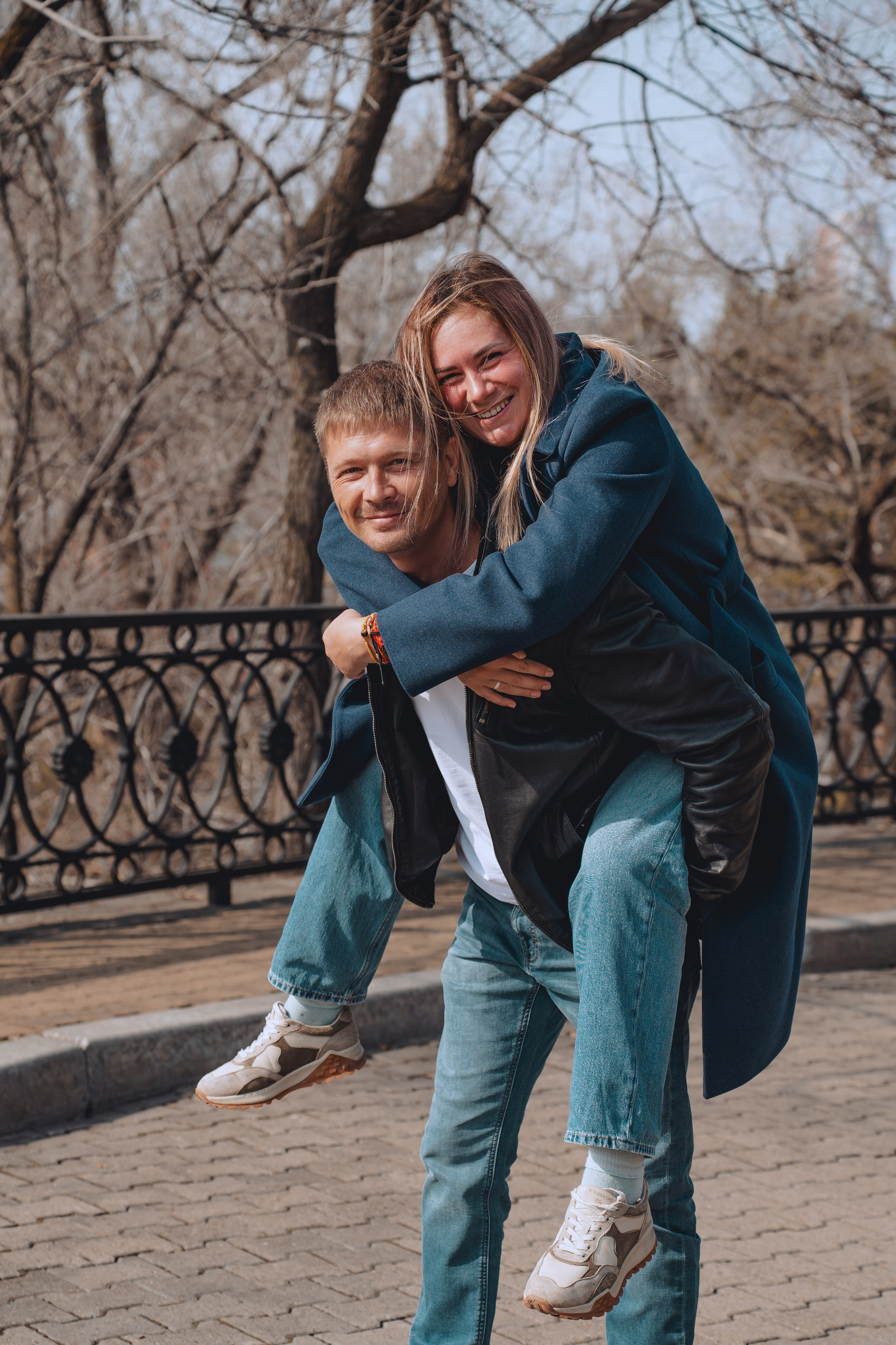 Артур и Елена прогулка. Фотограф Маргарита Слободянина в Хабаровске