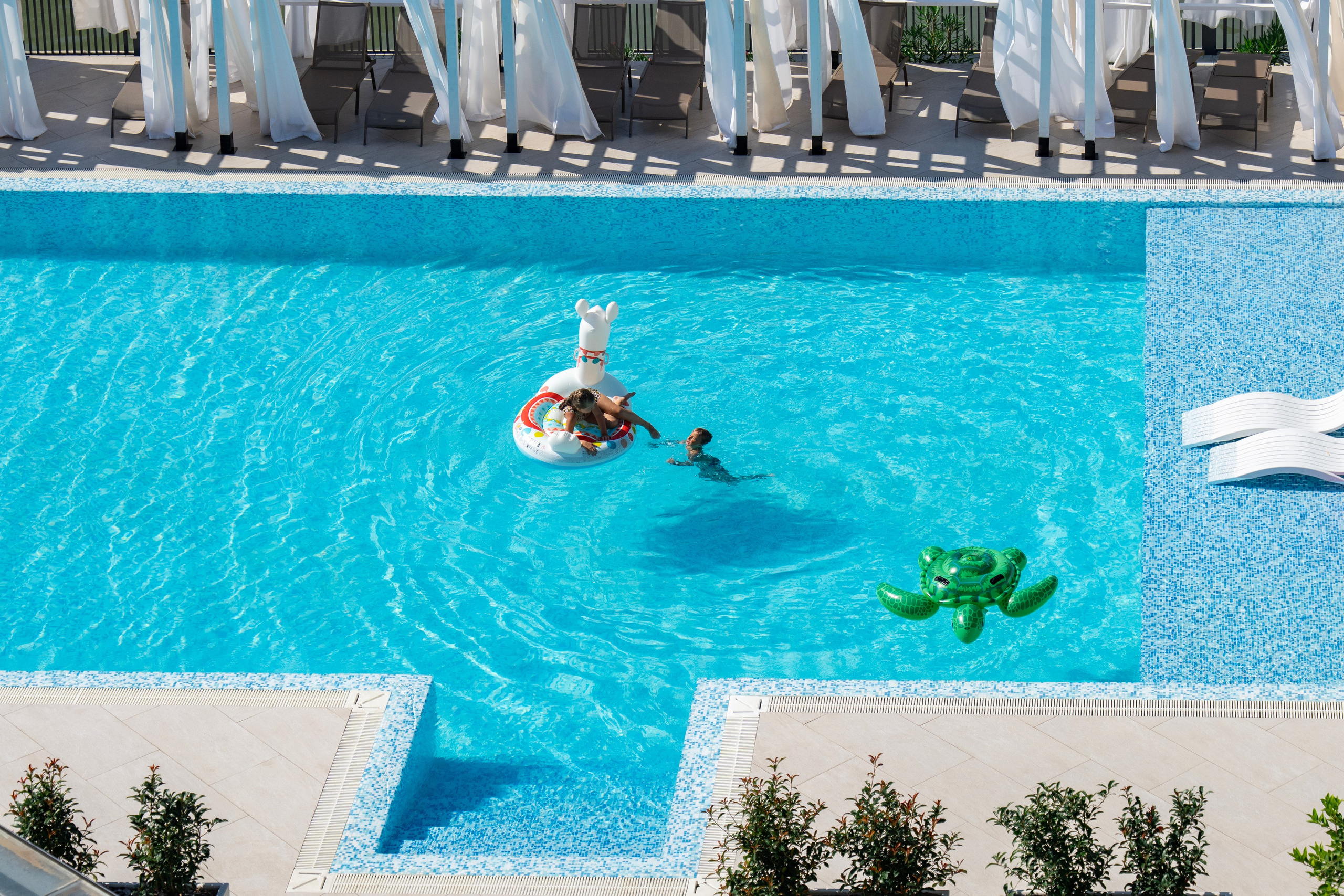 Riviera. Главная