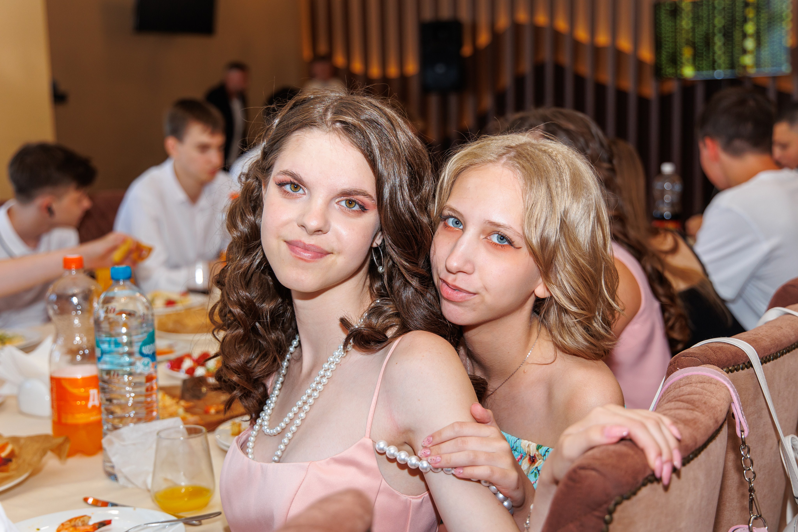 Выпускной в школе. Школьный фотограф Саратов Золотарь Ольга