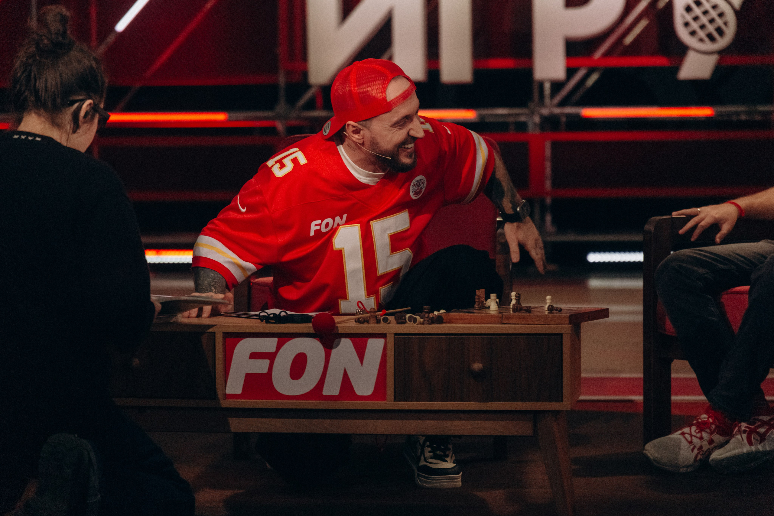 Зацени Игру. Олег Левин — профессиональный концертный и бэкстейдж фотограф в Москве