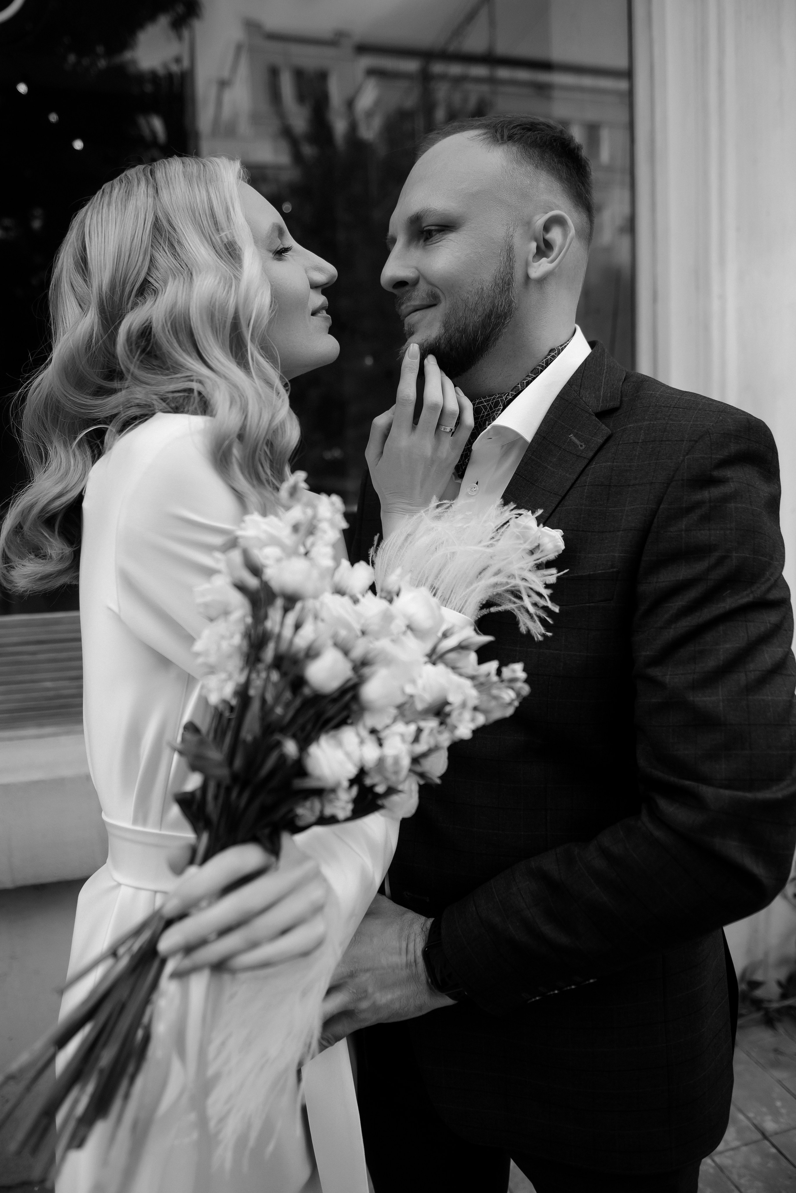 Прогулка по Большой Садовой. Свадебный фотограф Ростов-на-Дону от 4 400 руб. |Кристина Гайсенюк