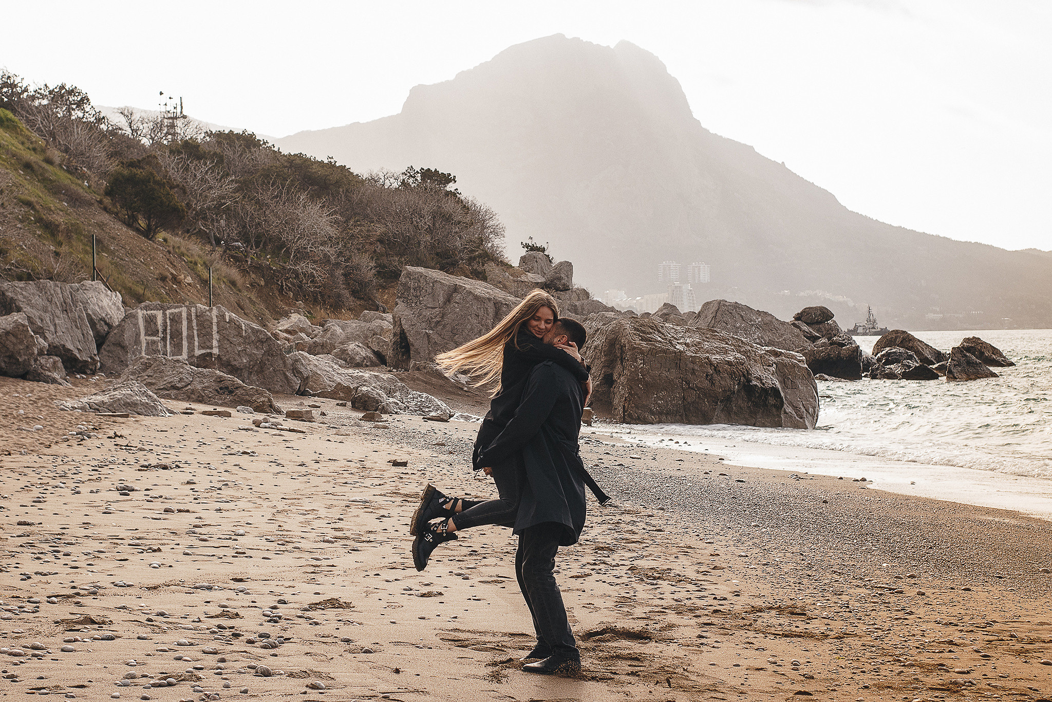 Ремзи и Саша, весна в Крыму. Семейный фотограф в Москве Марина Петра