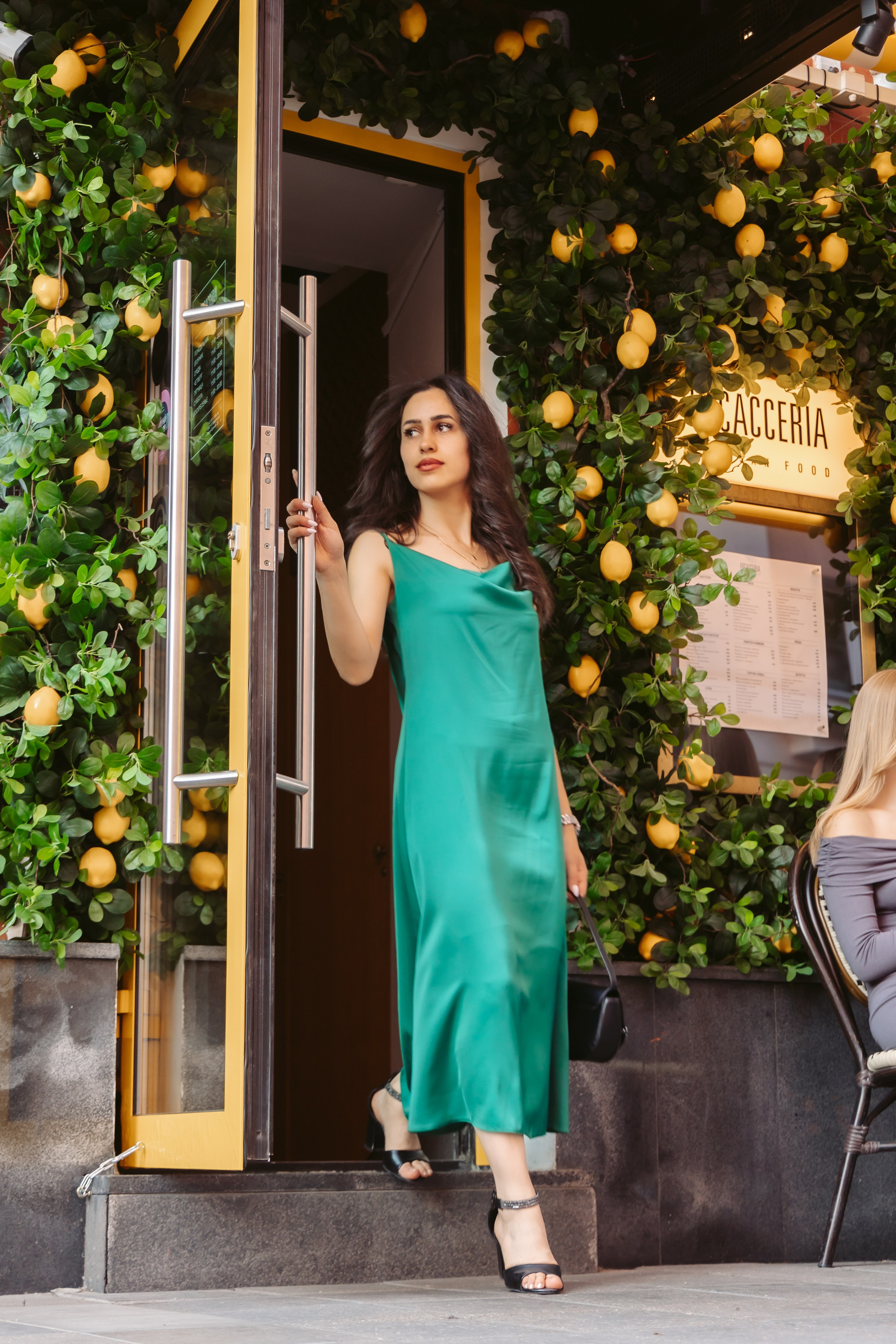 Фото прогулка Зенфира. Свадебный Фотограф в Москве Гор Магтагян