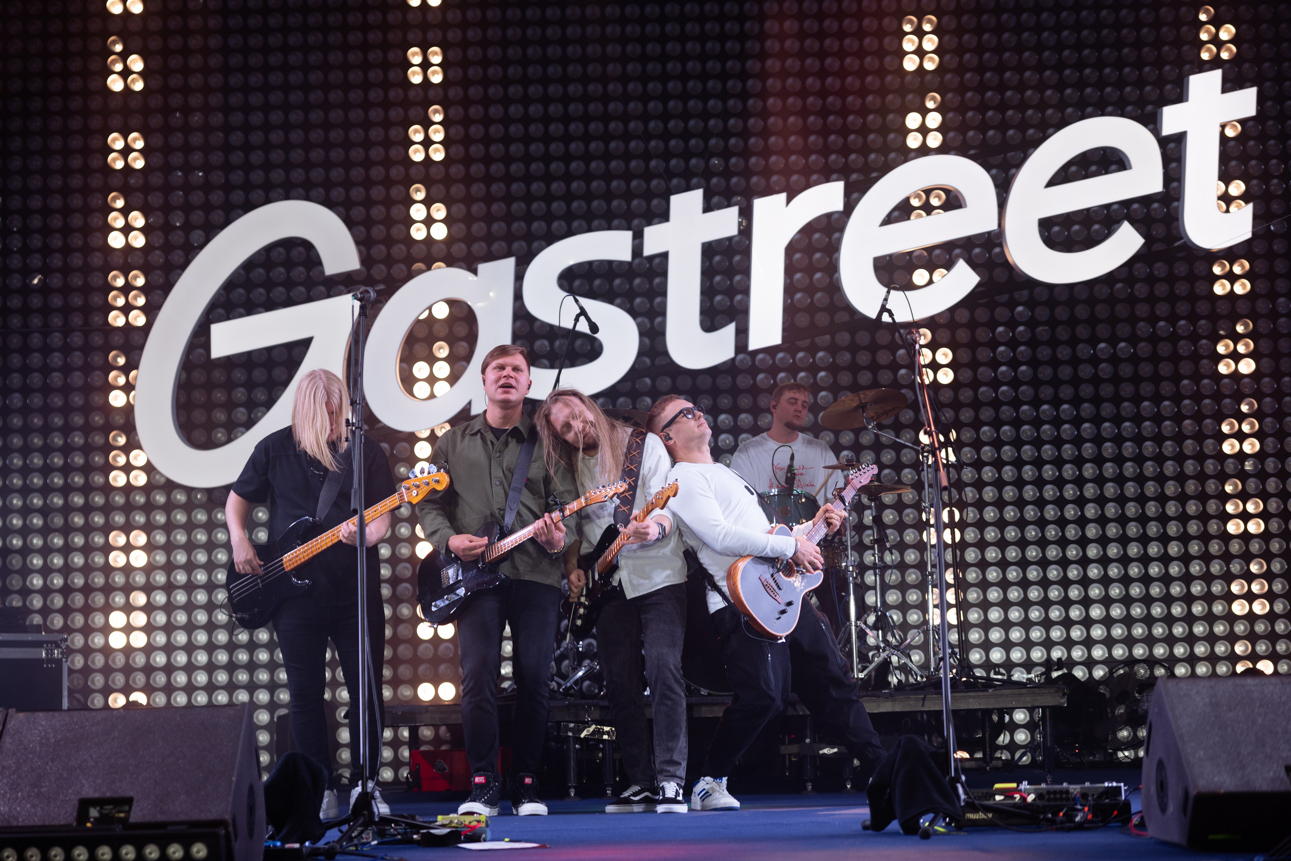 Женя Трофимов и Комната Культуры. Арина Тамочкина. Фотограф Краснодарю