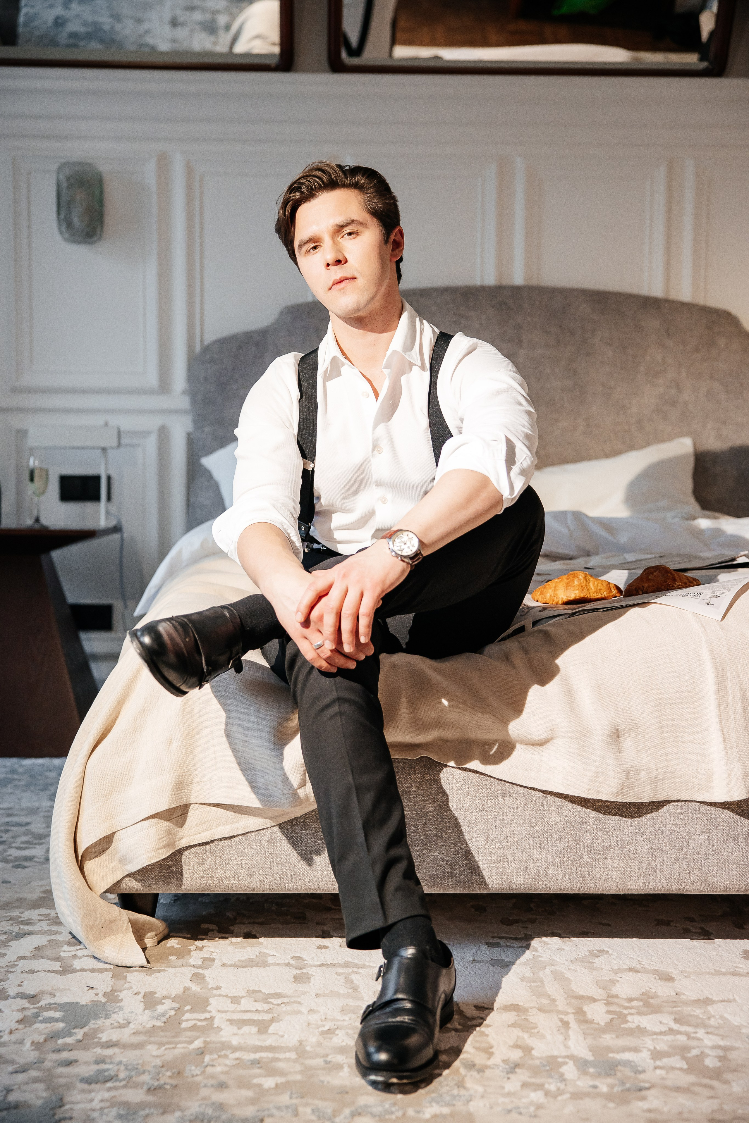 Утро жениха и невесты в отеле. Свадебный и семейный фотограф в Москве Красинская Мария