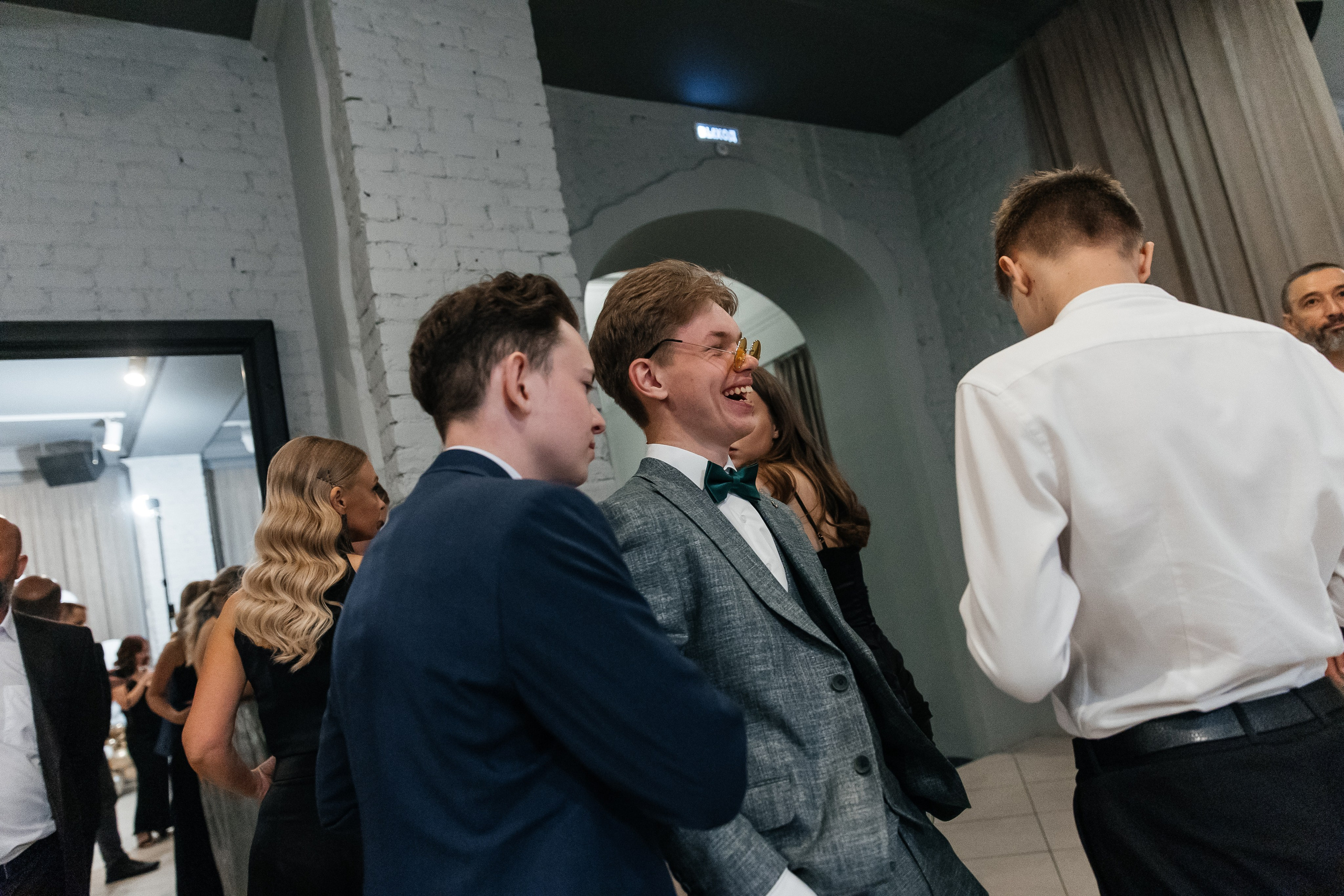 2023-06-23 Выпускной МБОУ СОШ № 10. Фотограф в Красноярске