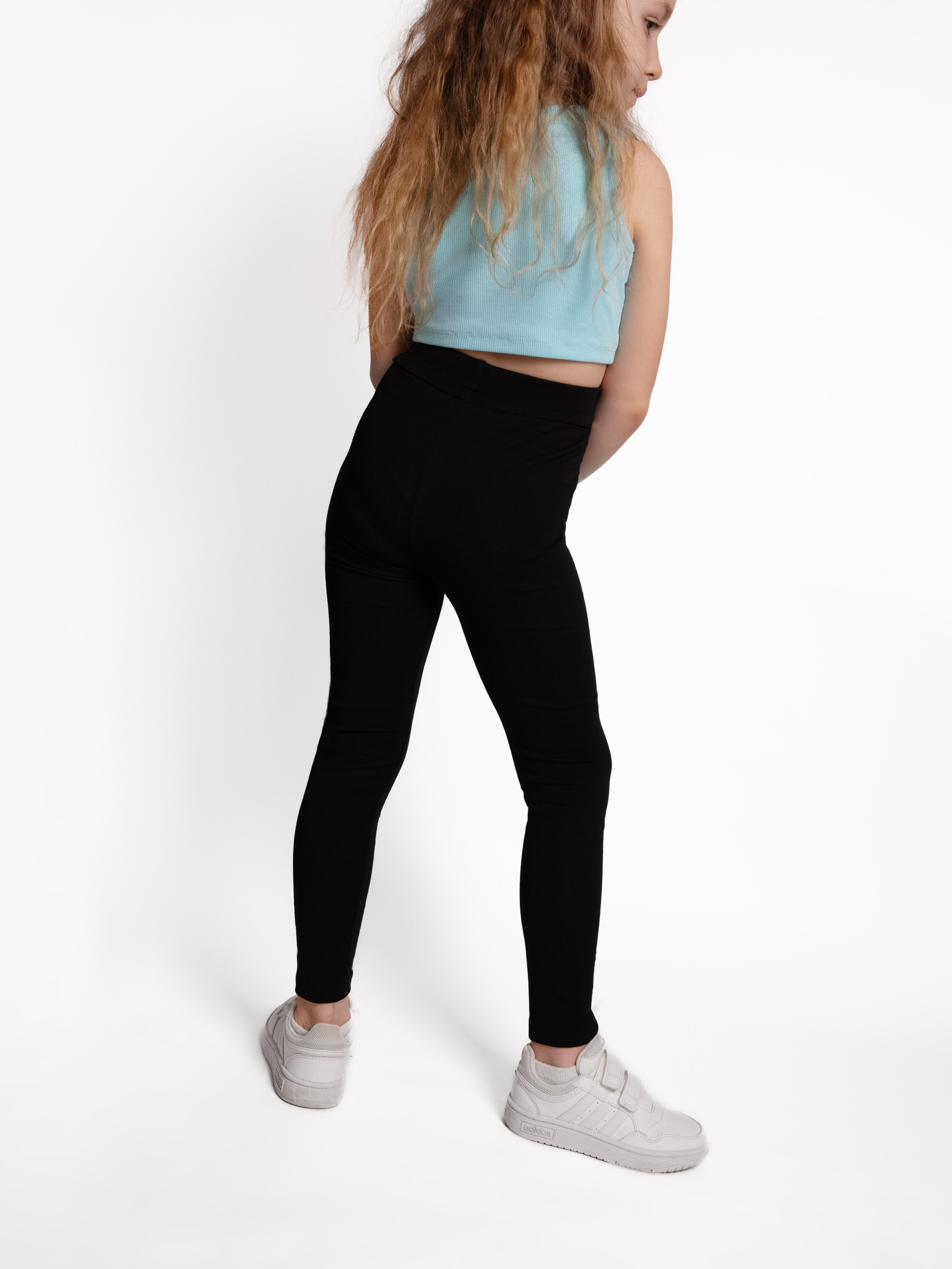 Детские лосины. Фотостудия предметной и модельной съёмки для маркетплейсов