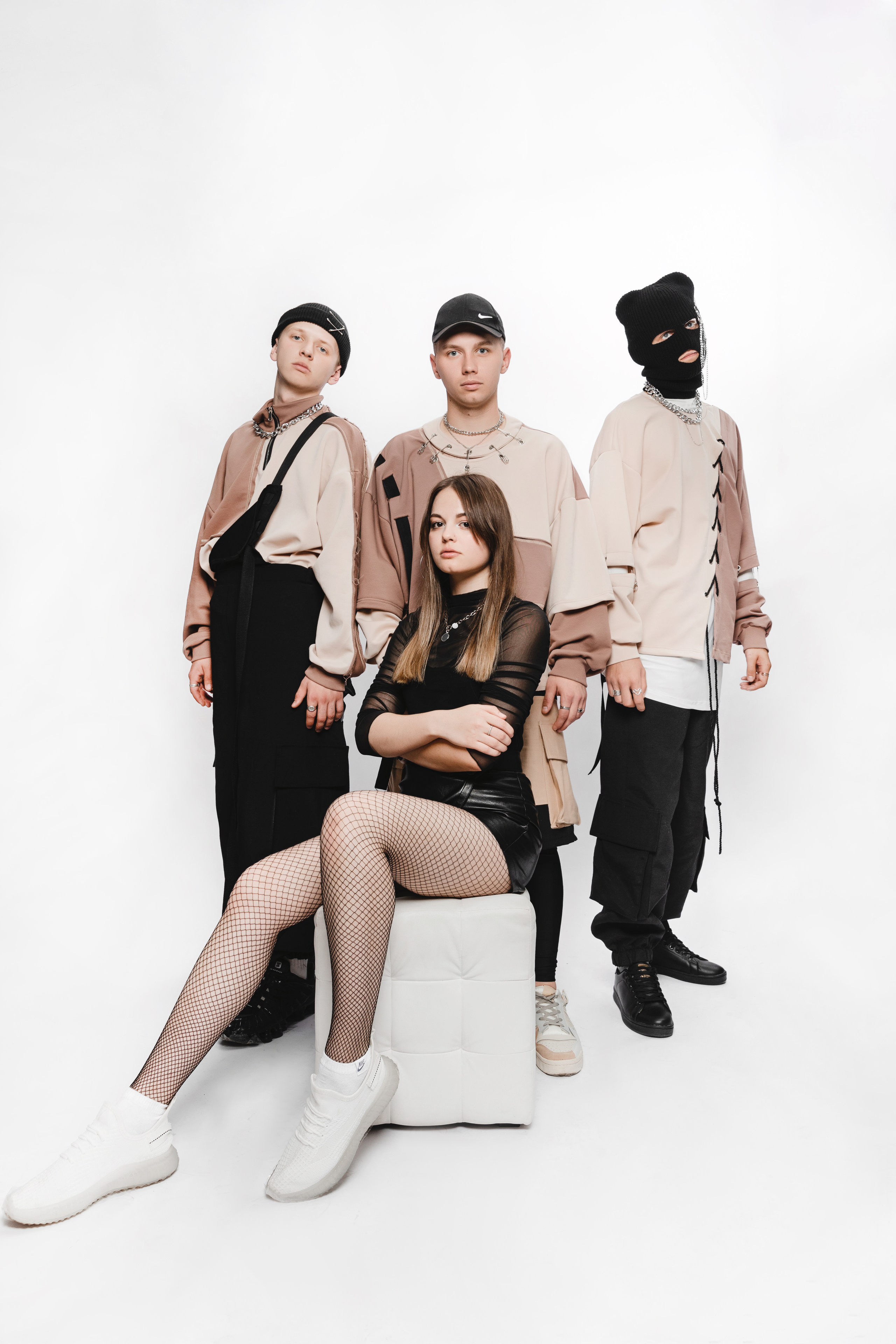 Маркетплейсы, контент, предметная съемка. Свадебный фотограф и видеограф Владислав и Анастасия Макриди