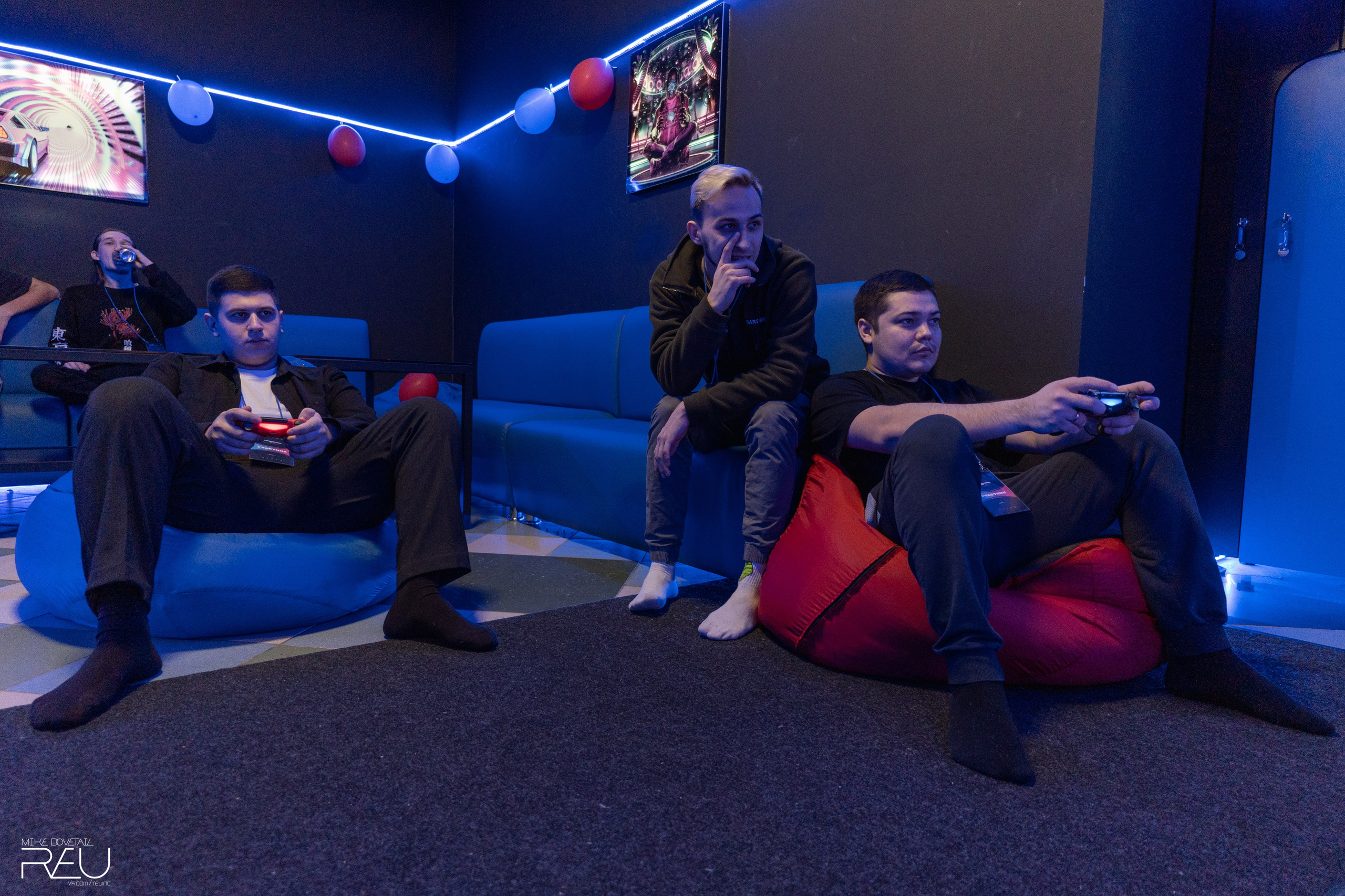 ТУРНИР ПО VR. Mike Dovetail | Портретный и репортажный фотограф