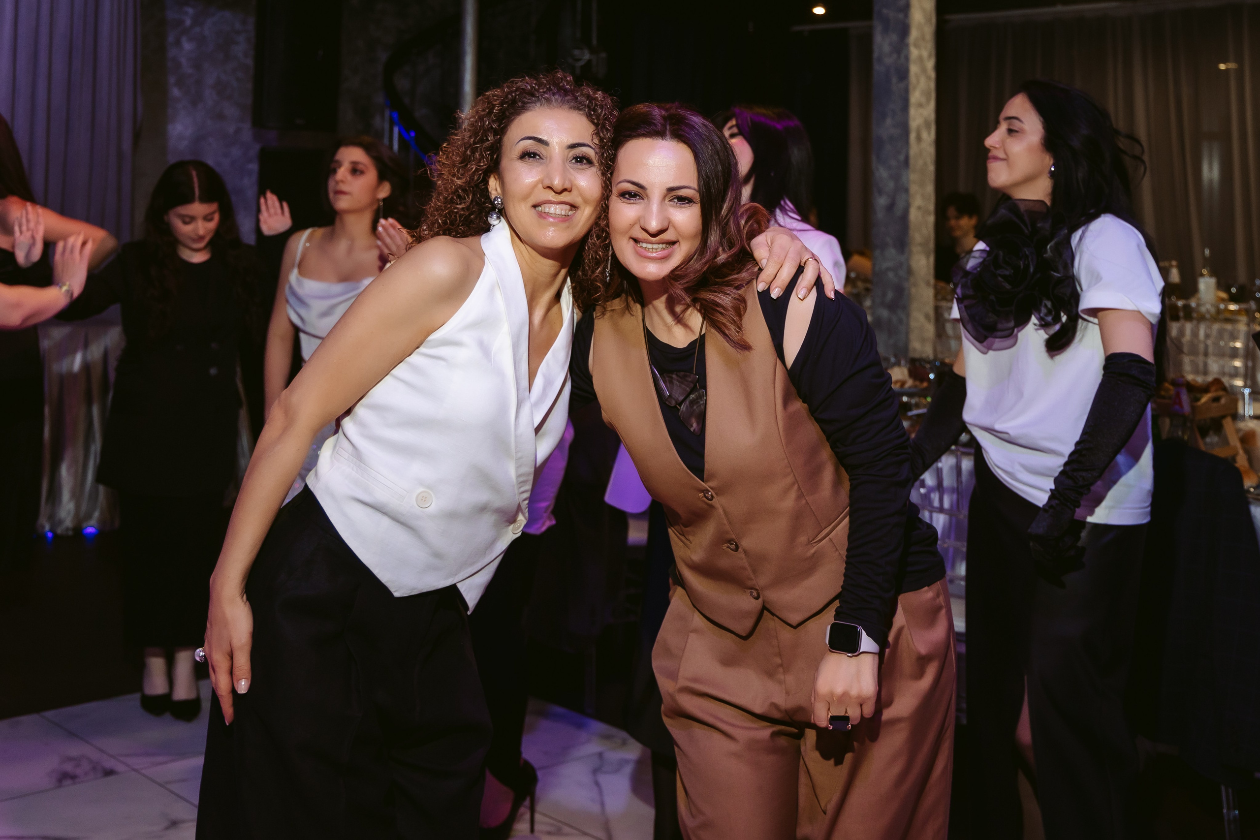 День рождения 04.04.2024 г. Свадебный Фотограф в Москве Гор Магтагян