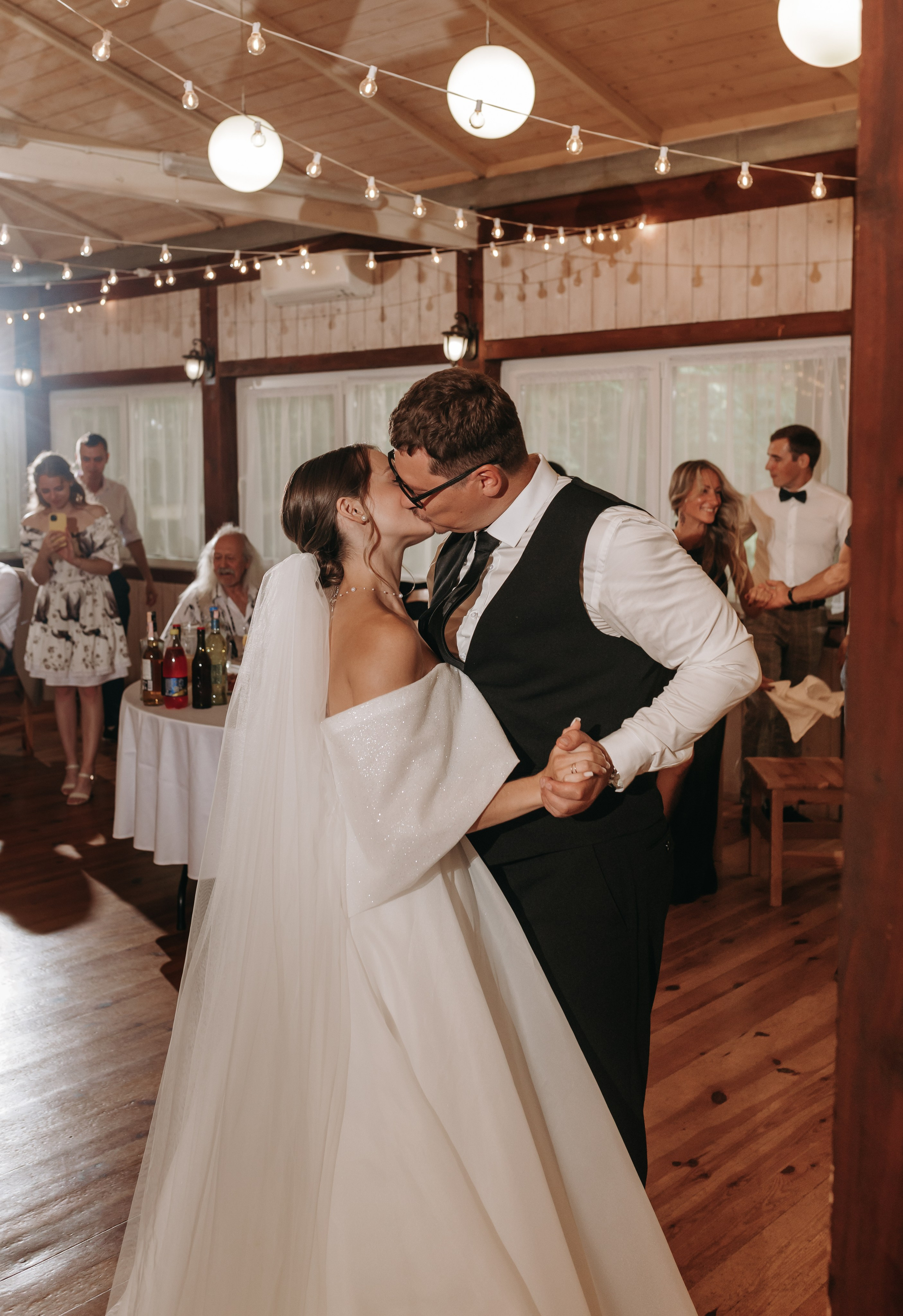 Лесная Поляна. Свадебный фотограф в Минске Вадим Бурчик