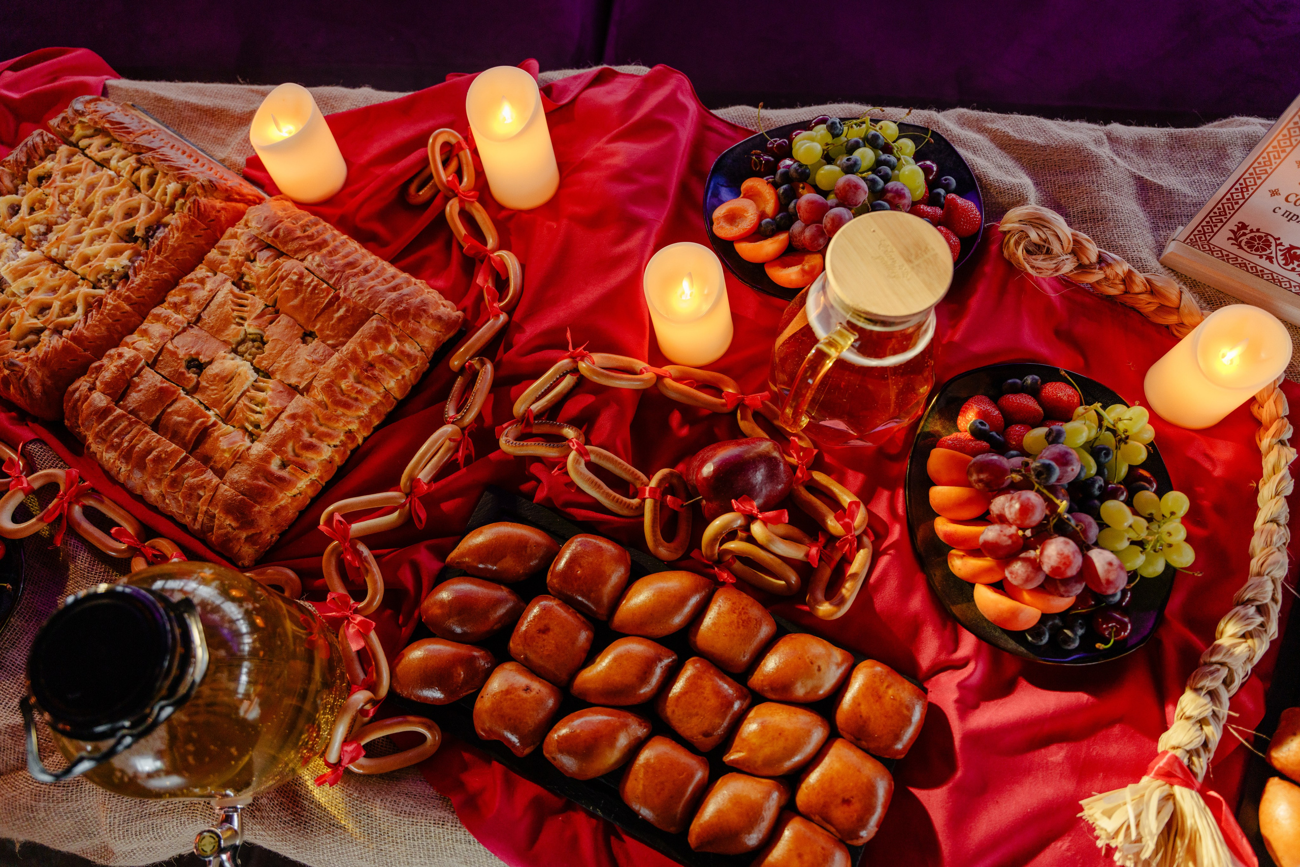 Репортажный фотограф на гендер пати в славянском стиле в Москве. Репортажный фотограф Москва Сергей Дружинин