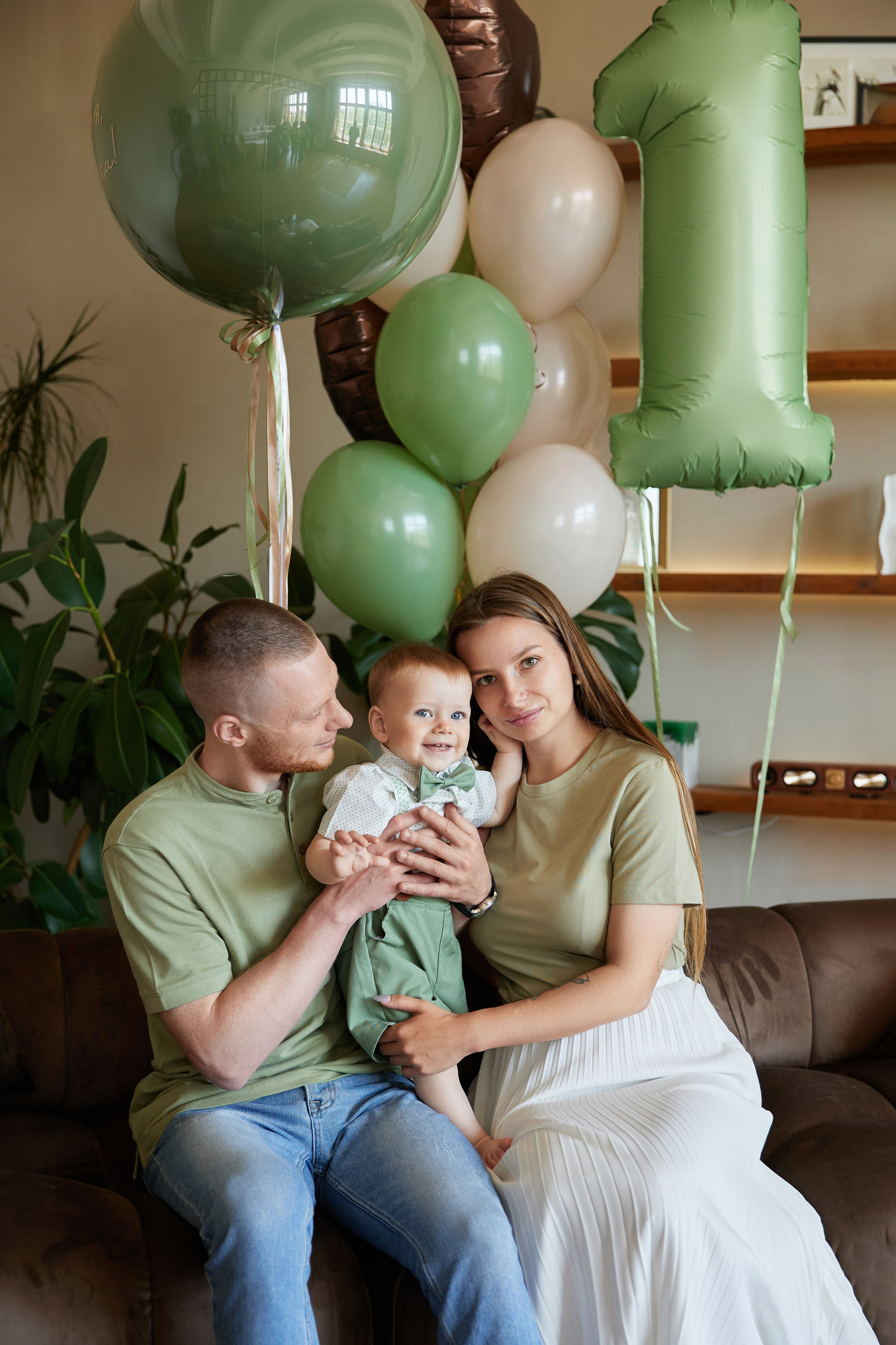 Годовасие Вити. Фотограф женского портрета, беременности и материнства Харькова Елена