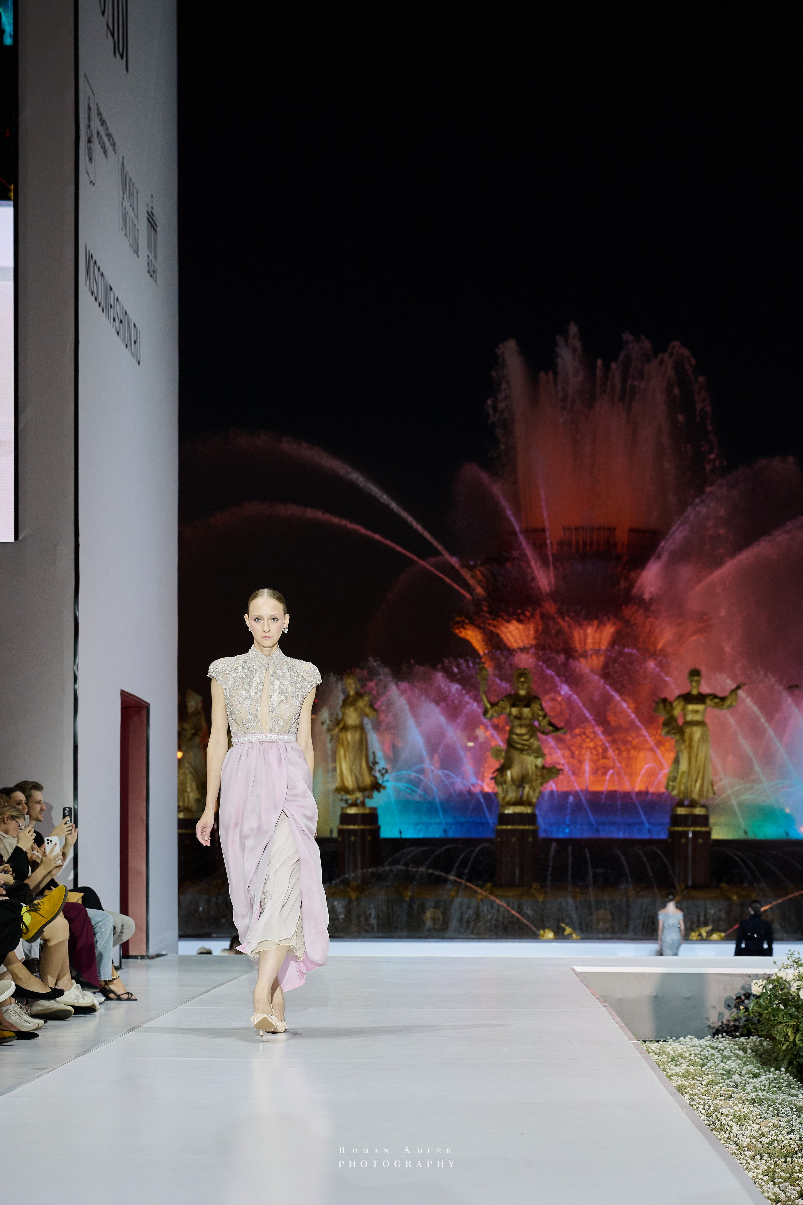 Московская неделя моды. Фотограф Роман Адлер