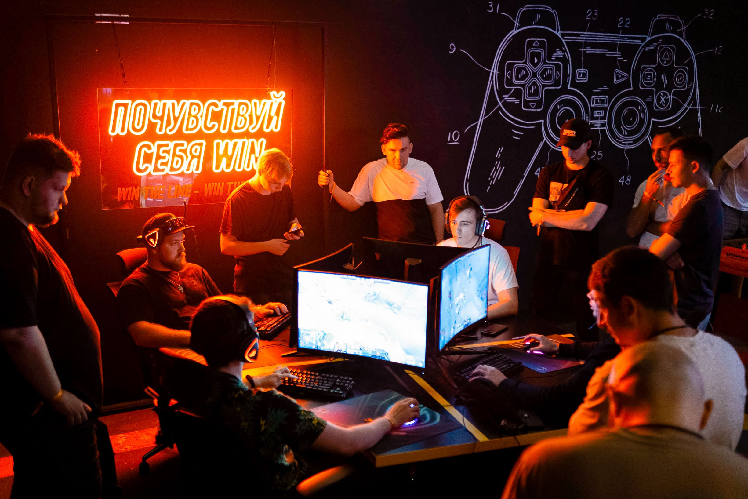 Win Line.Турнир по Dota2 и трансляция чемпионата International. Репортажный фотограф Денис Тихомиров. Москва