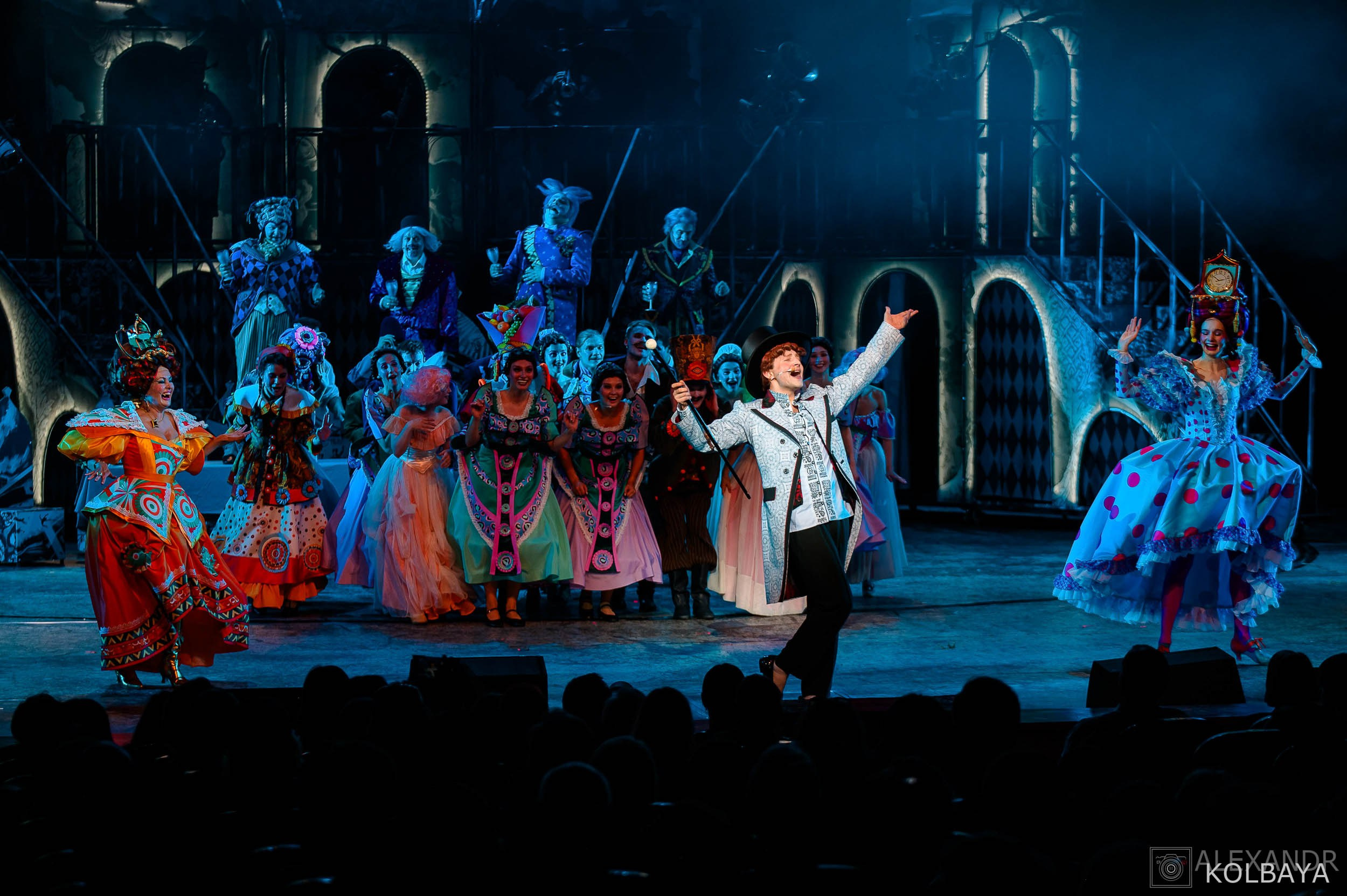 Фоторепортаж со спектакля Ревизор. Концертный и театральный репортажный фотограф в Москве Александр Колбая