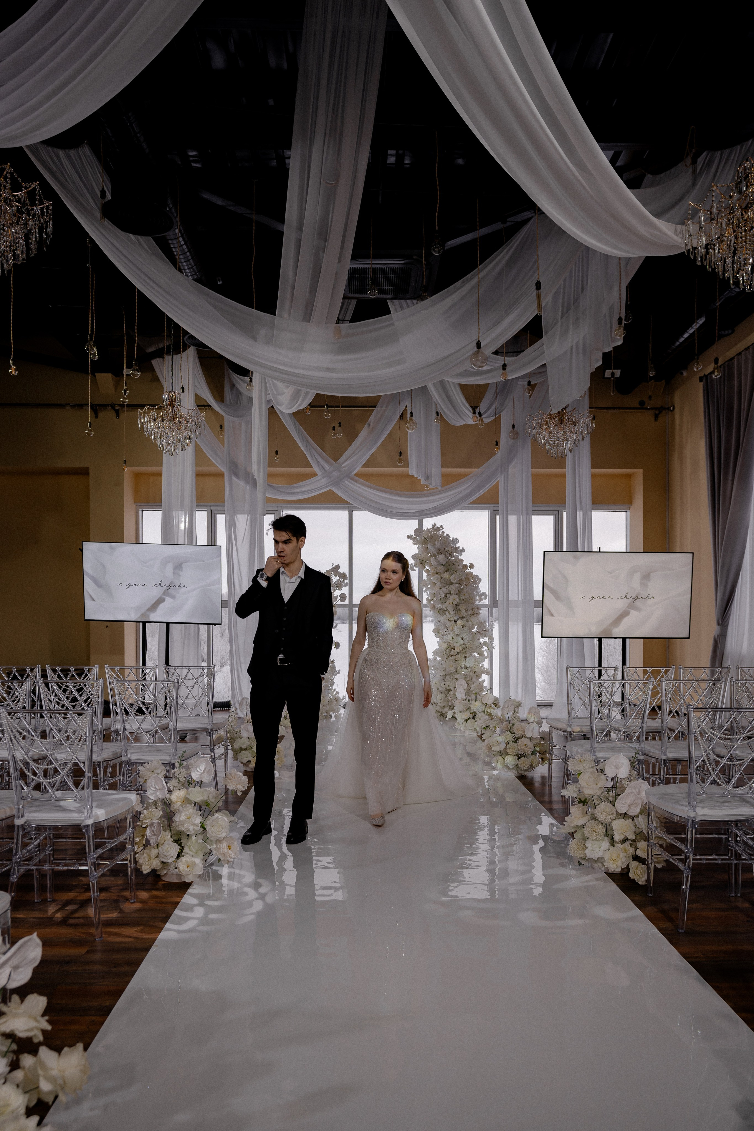 СВАДЕБНАЯ СЬЕМКА СБОРОВ В ОТЕЛЕ И ВЫЕЗД НА ЦЕРЕМОНИЮ (СНЯТО В СИБИРЕ В НИЖНЕВАРТОВСКЕ). Профессиональный фотограф, Санкт-Петербург — Виктория Богомолова