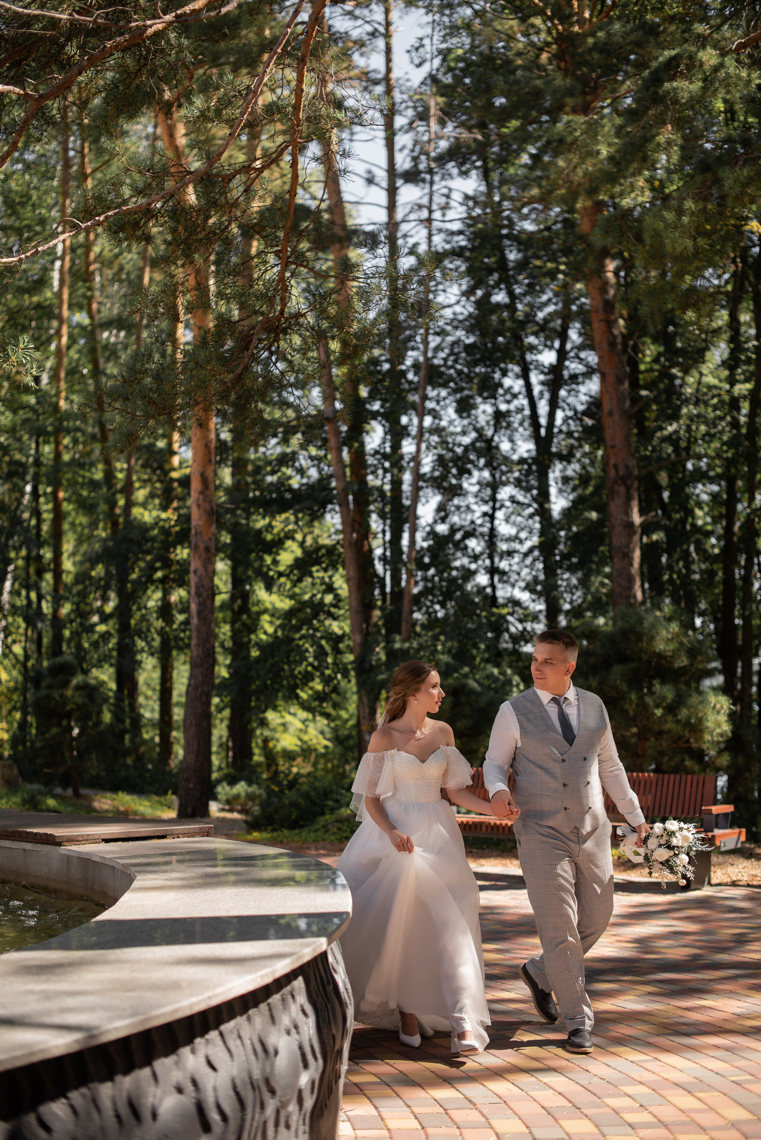 Свадебный альбом 12.08.23 – лучшие кадры с торжества. Свадебный фотограф в Миассе Татьяна Ружникова