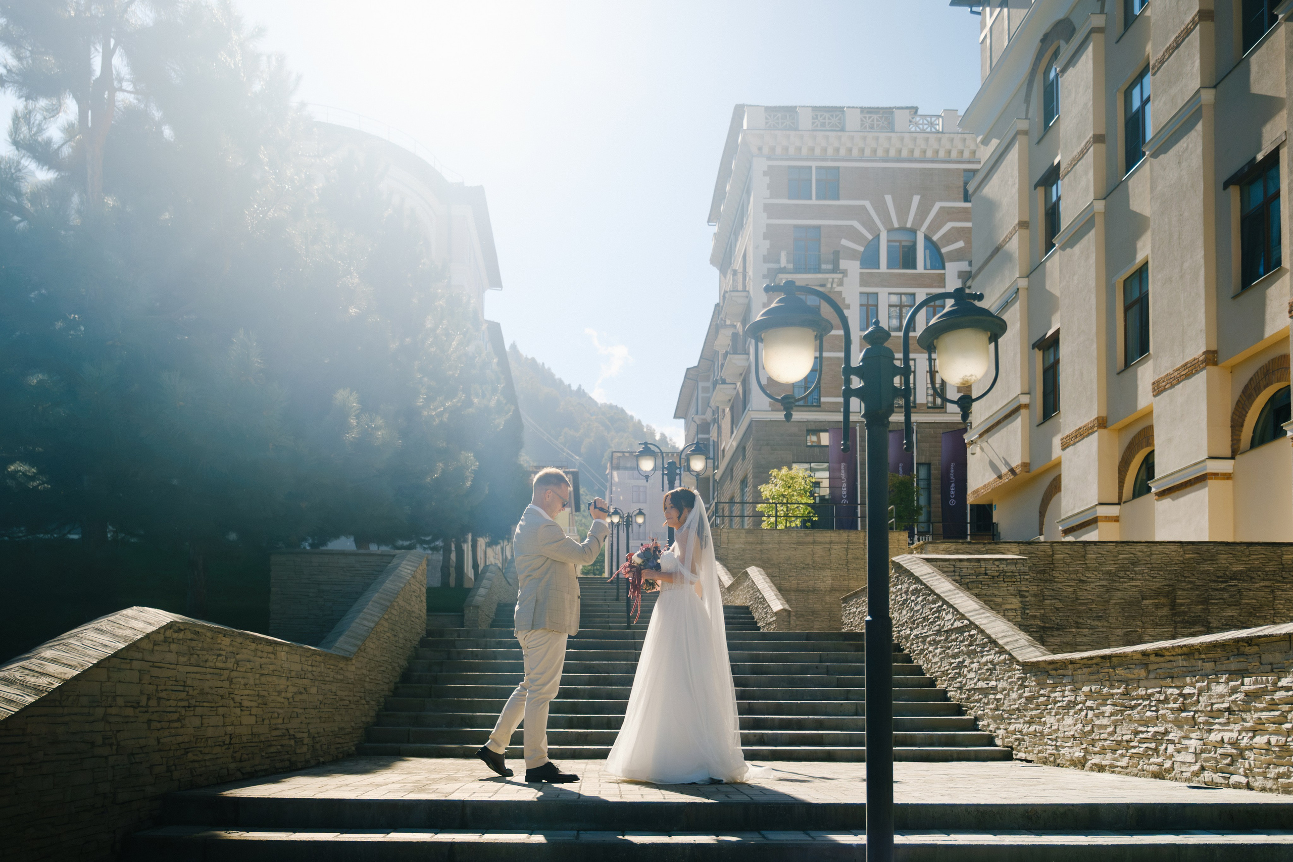 Две Здезды — Храм 19 века. Свадебный Видеограф Фотограф в Сочи