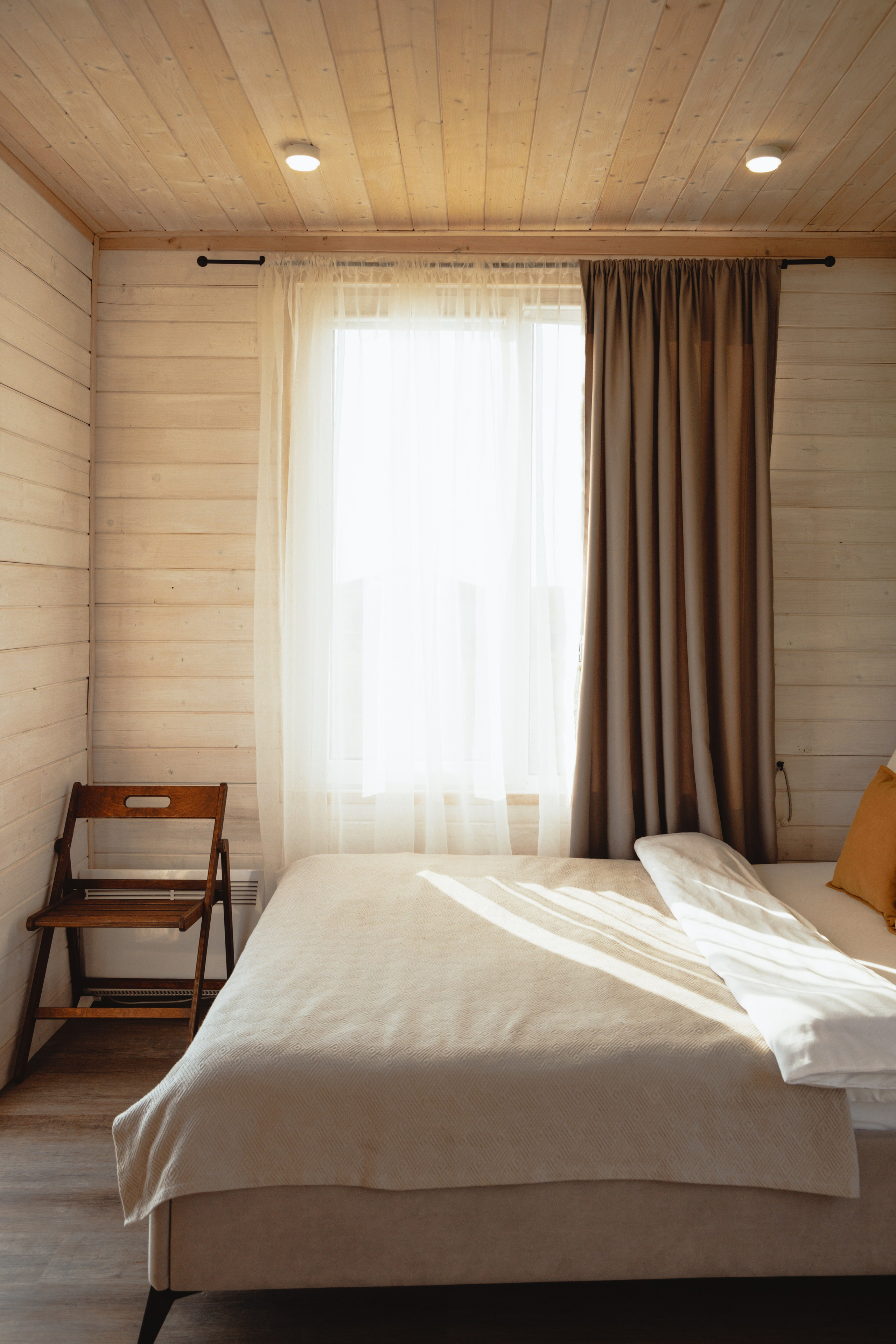 Domik в саду. Артем Корнев Фотограф