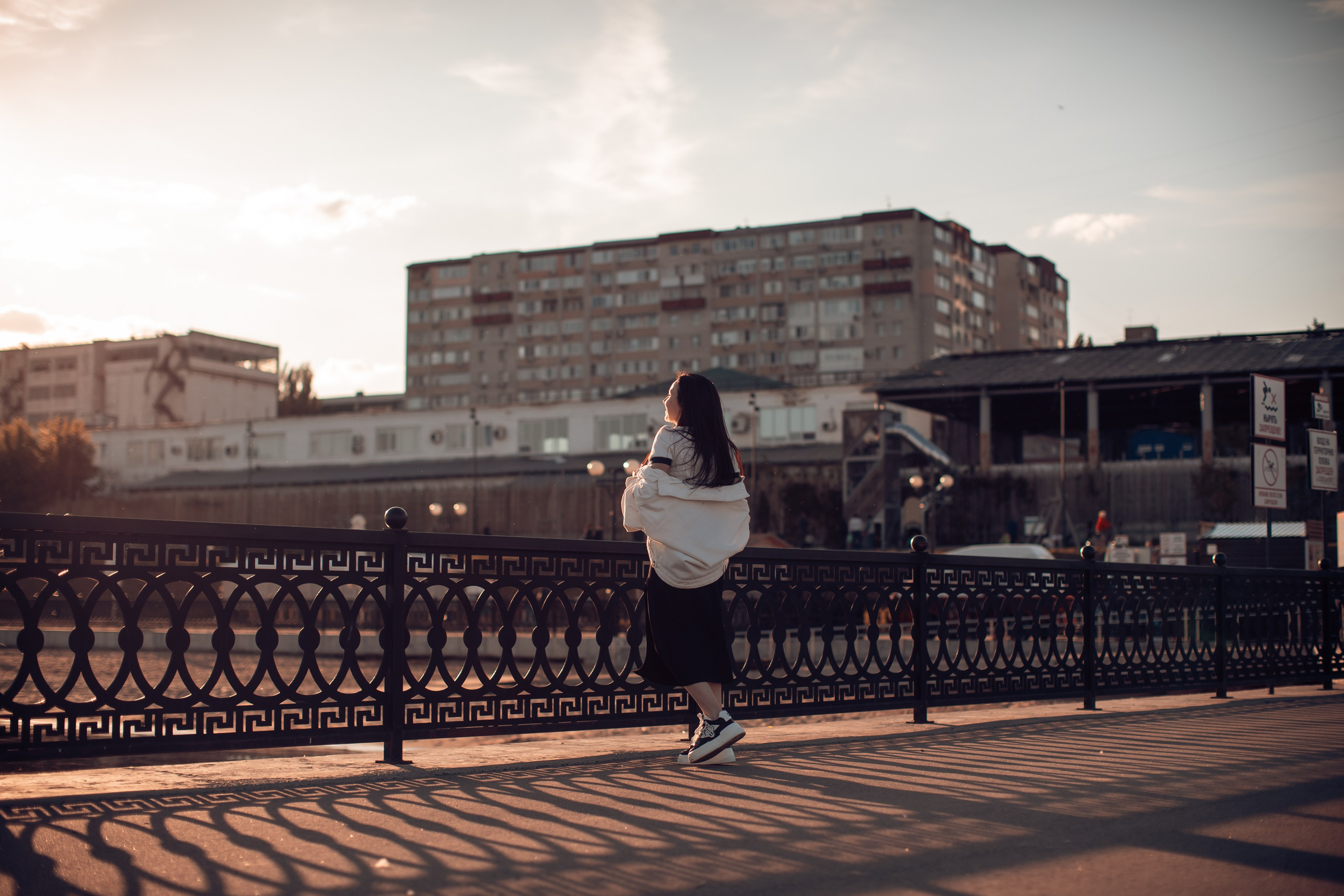 Прогулка на набережной. Главная