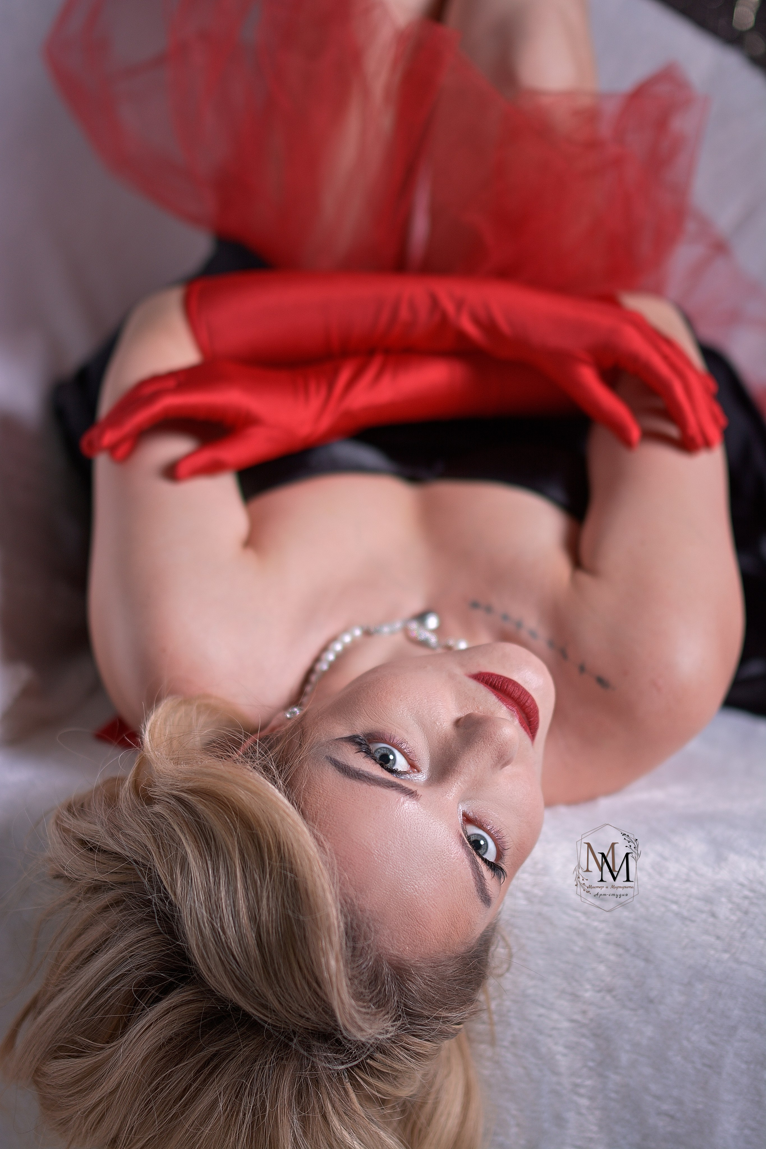 Новогодние фотосессии. Фотограф Дмитрий Кищенко. Фотосъемки в Сызрани. Фотосъемки в Тольятти. Фотосъемки в Самаре. Арт-студия "Мастер и Маргарита".