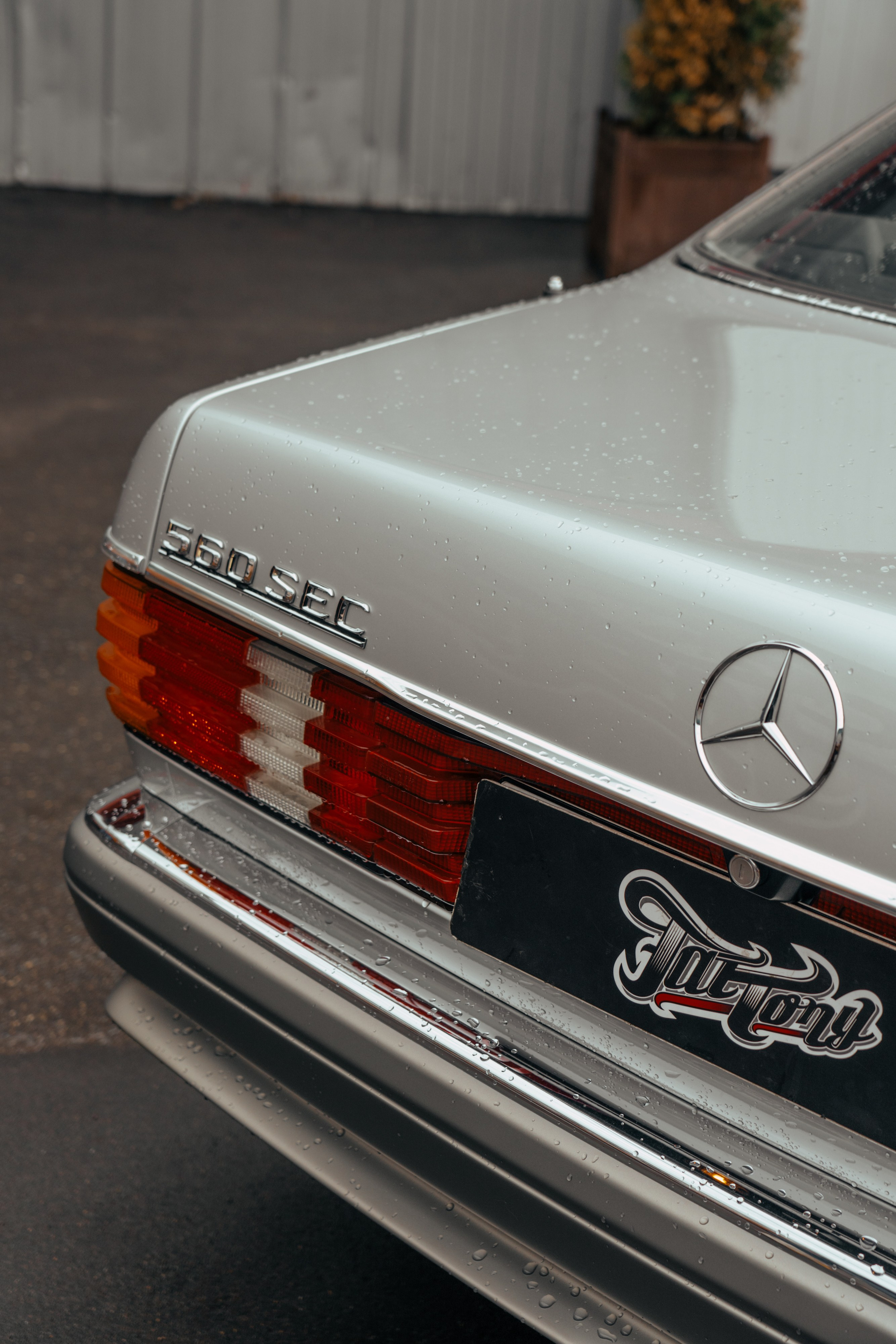 Mercedes SEC W126. DeLorein