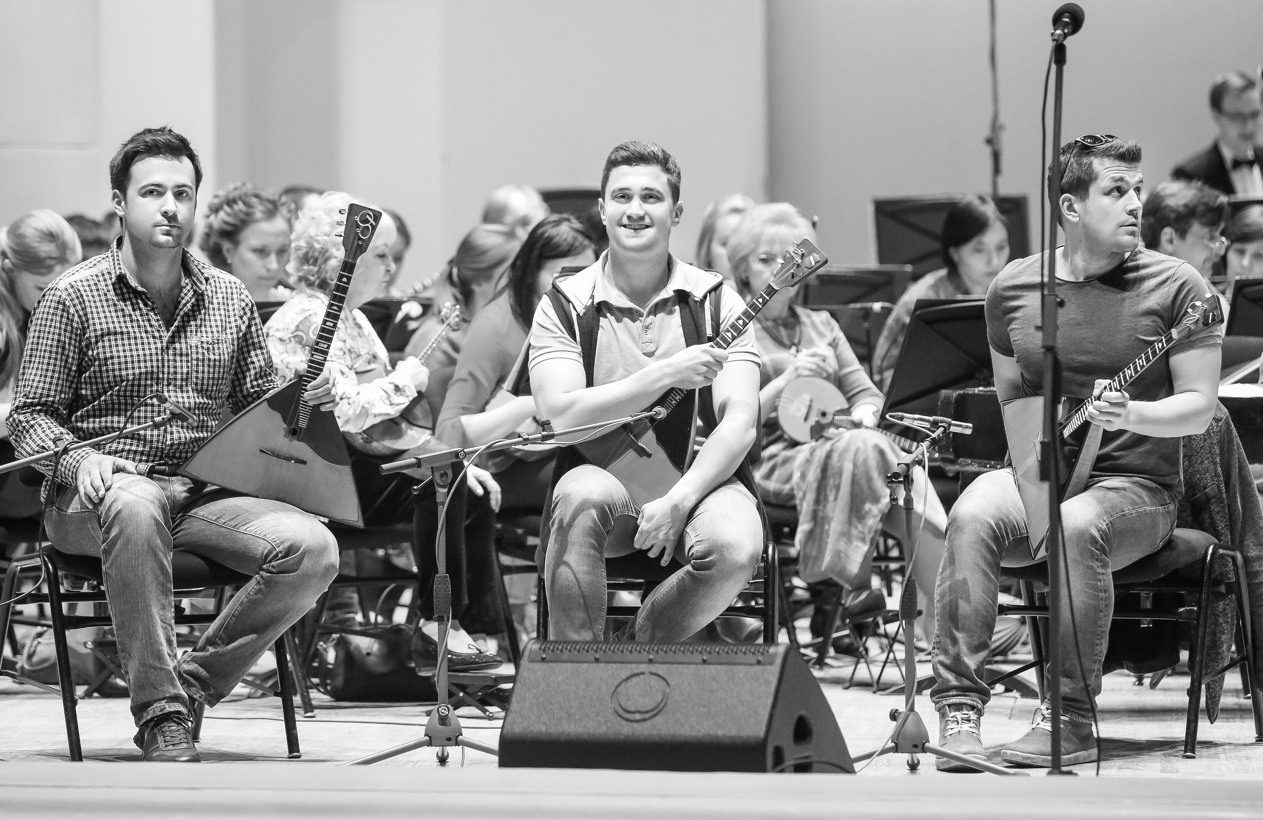 Концерт «Один виток вокруг планеты» ко Дню космонавтики. Дарья Письменюк / Darya Leitstern — фотограф, музыкант, журналист, путешественник