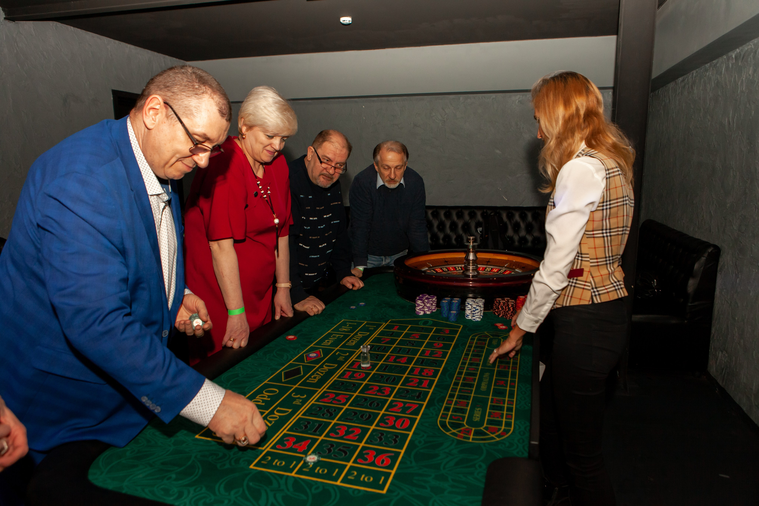 Корпоратив Леруа Мерлен Вегас. Репортажный, семейный, свадебный, портретный фотограф