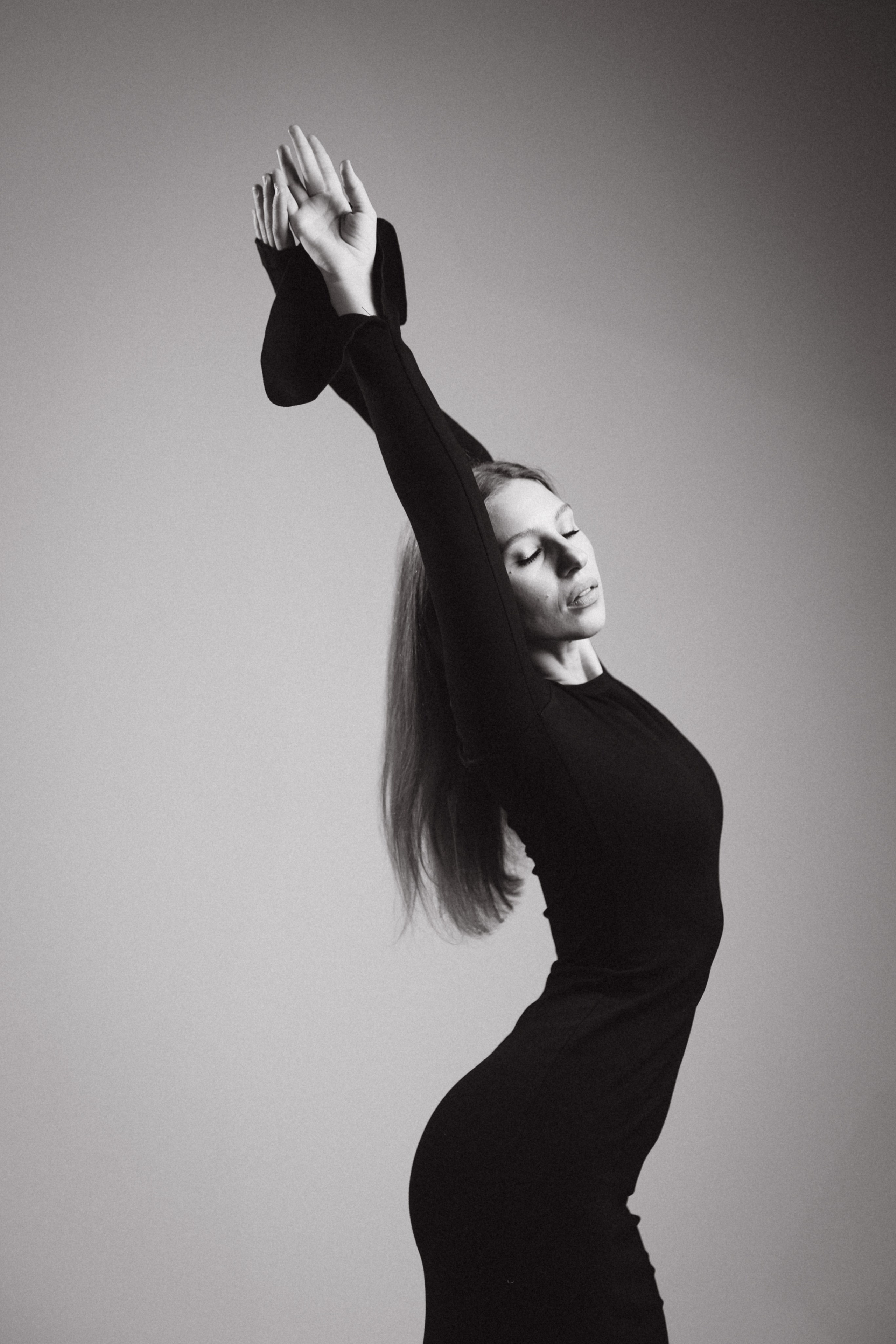 Женский портрет в студии. Фотограф в Ростове-на-Дону и по всему миру Веникова Ольга