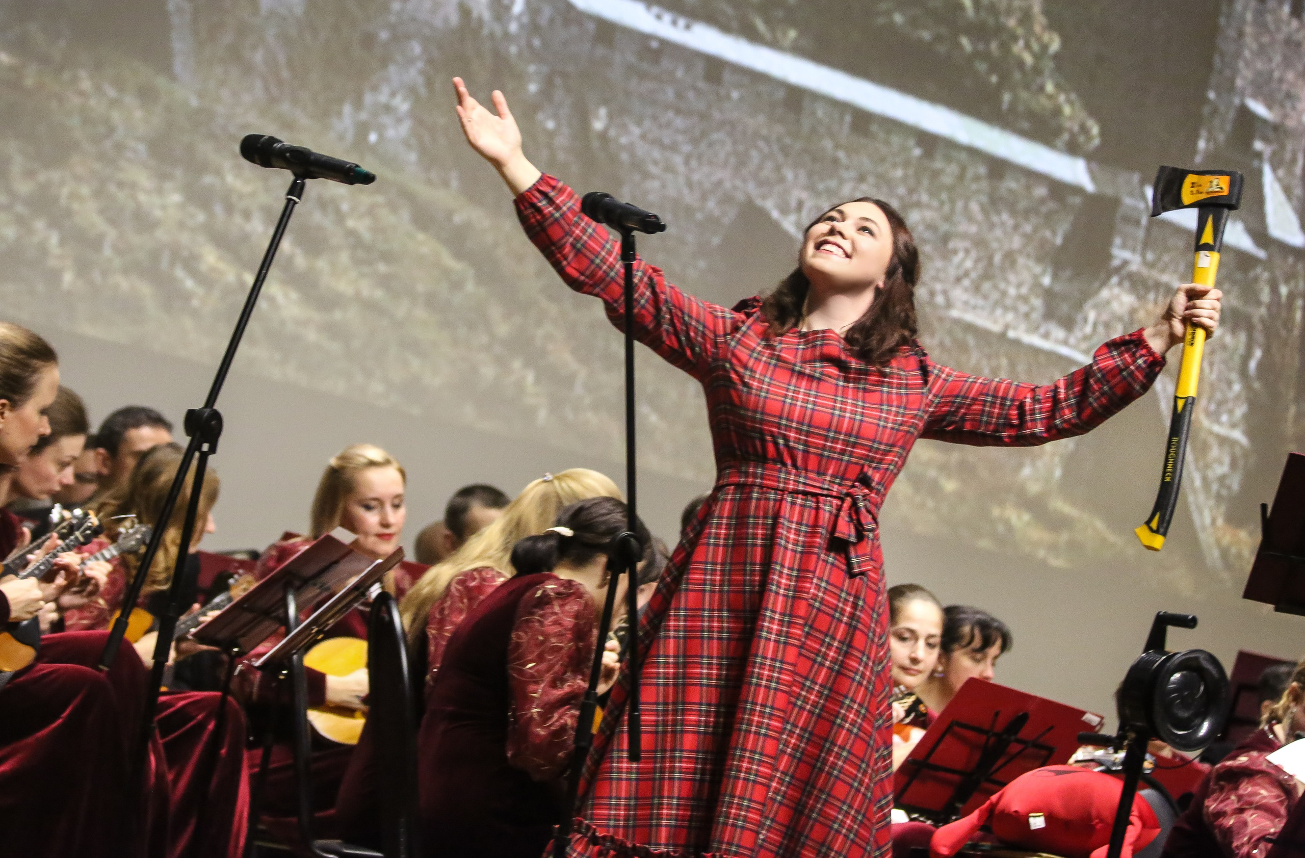 «Волшебник Изумрудного города» в Твери. Дарья Письменюк / Darya Leitstern — фотограф, музыкант, журналист, путешественник