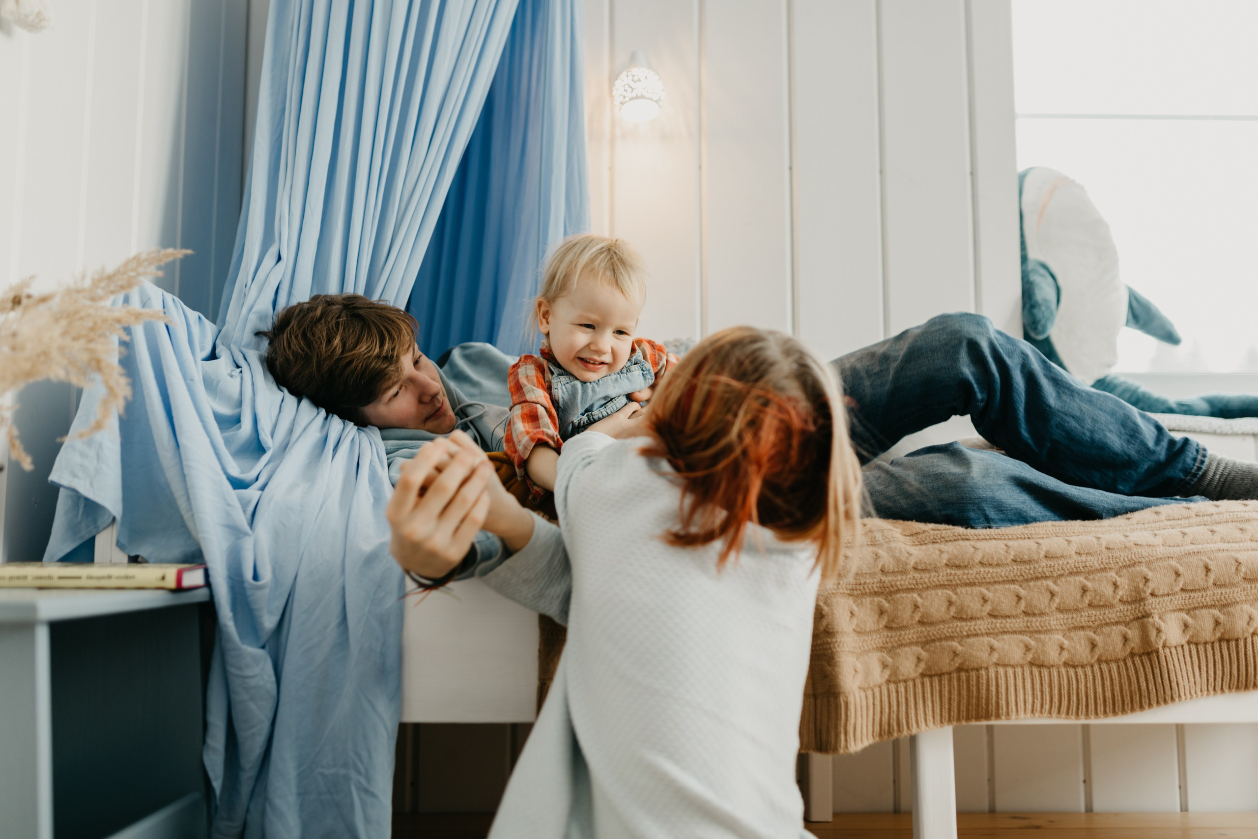 Рождественская Новогодняя Семейная Фотосессия дома. Семейный фотограф Маша Тимофеева | Москва