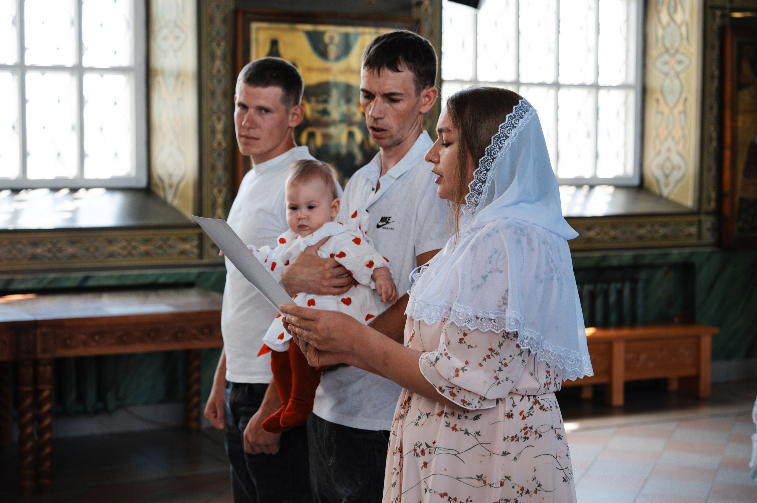 Таинство Крещения Дарьи (Храм Преполовения Пятидесятницы). Фотограф Ярута Оксана / Ростов-на-Дону