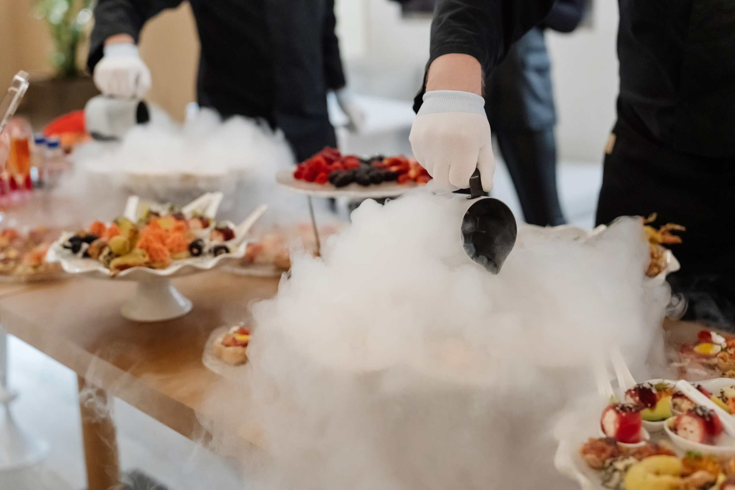 12 февраля (BENUAR Pool Party). BENUAR Restaurant