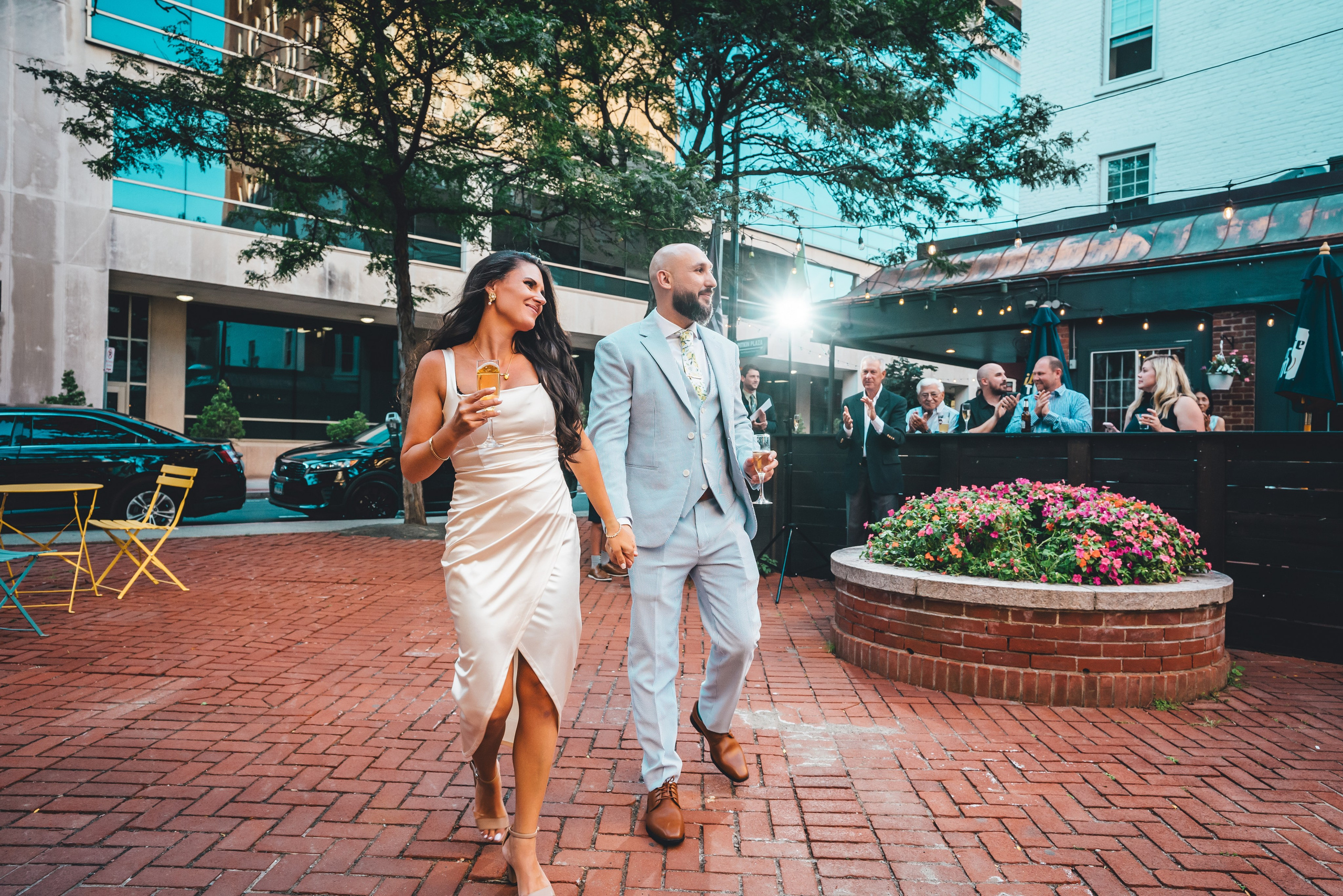 … Big day in a city. Golden Moments Editing — We do Wedding’s Retouch and Video Editing