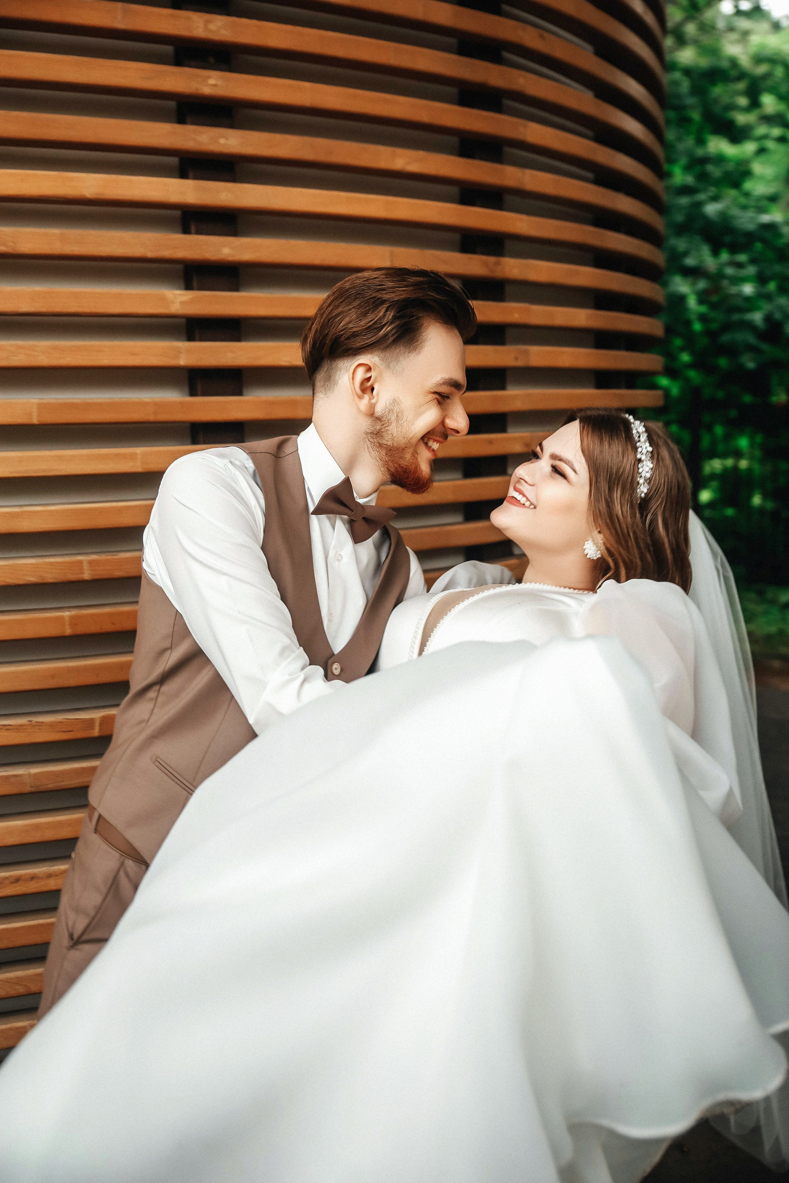 Свадебная фотосессия ВДНХ. Свадебный и семейный фотограф в Москве