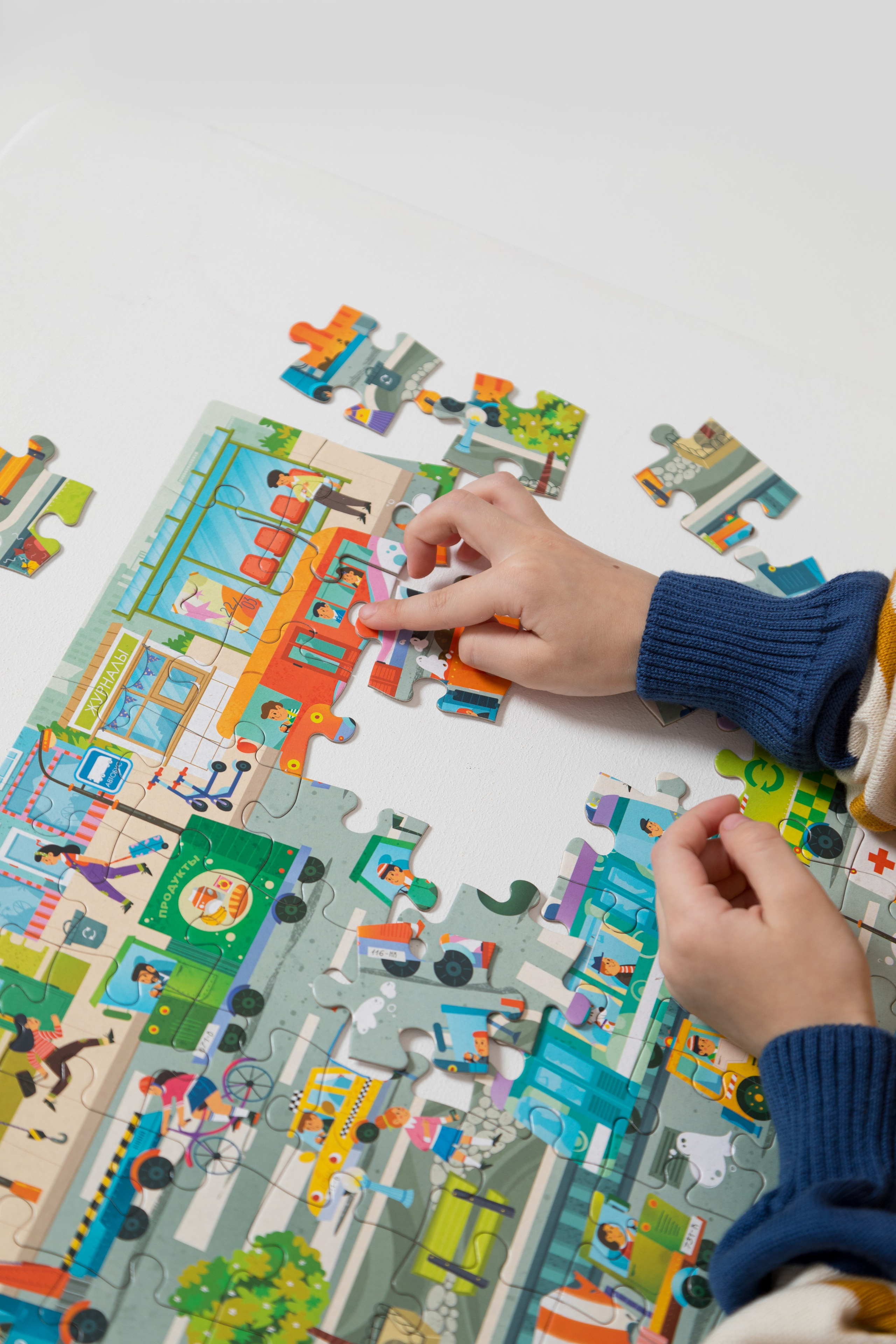 Имиджевая и каталожная съёмка для бренда детских пазлов. Детский и контент фотограф Надя Волкова Санкт-Петербург