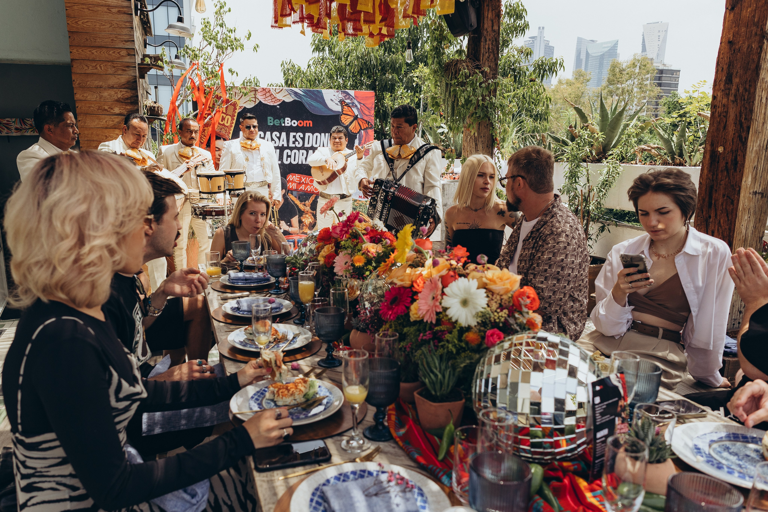 Office inauguration in Mexico City BetBoom. Irina Krokhaleva. Family & couple photographer in Yekaterinburg, Russia