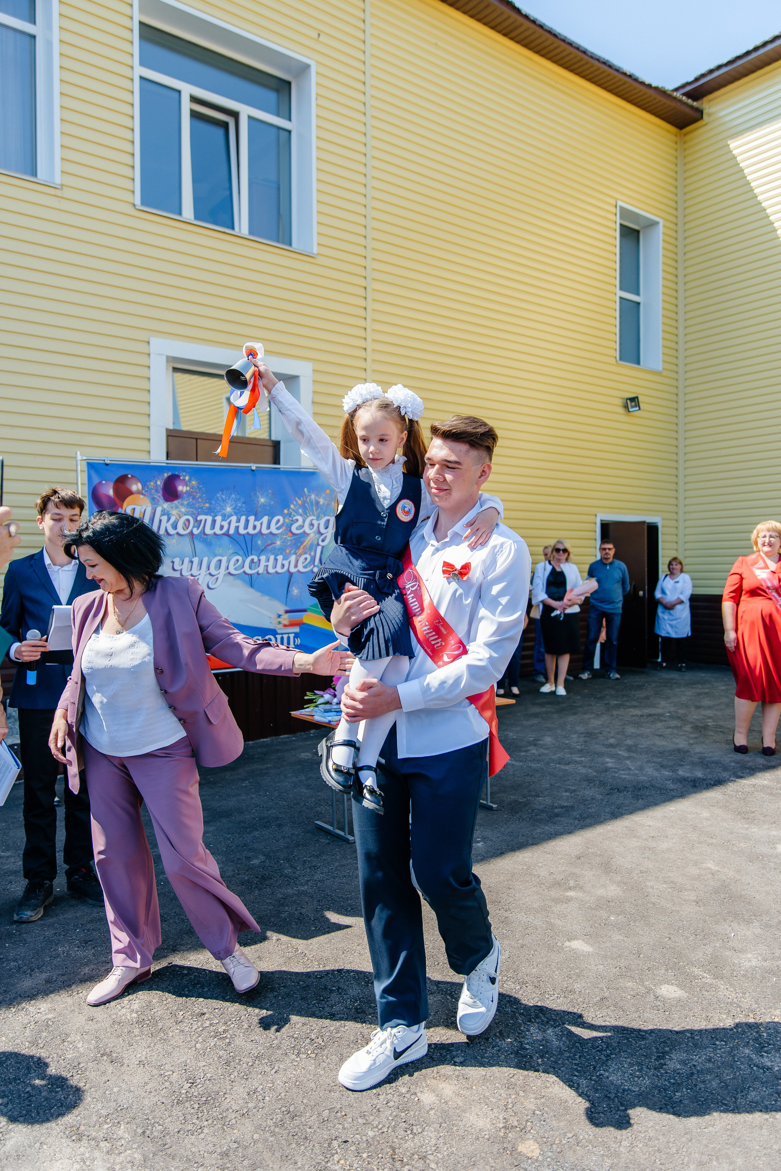 Последний звонок. Семейный фотограф в Барнауле