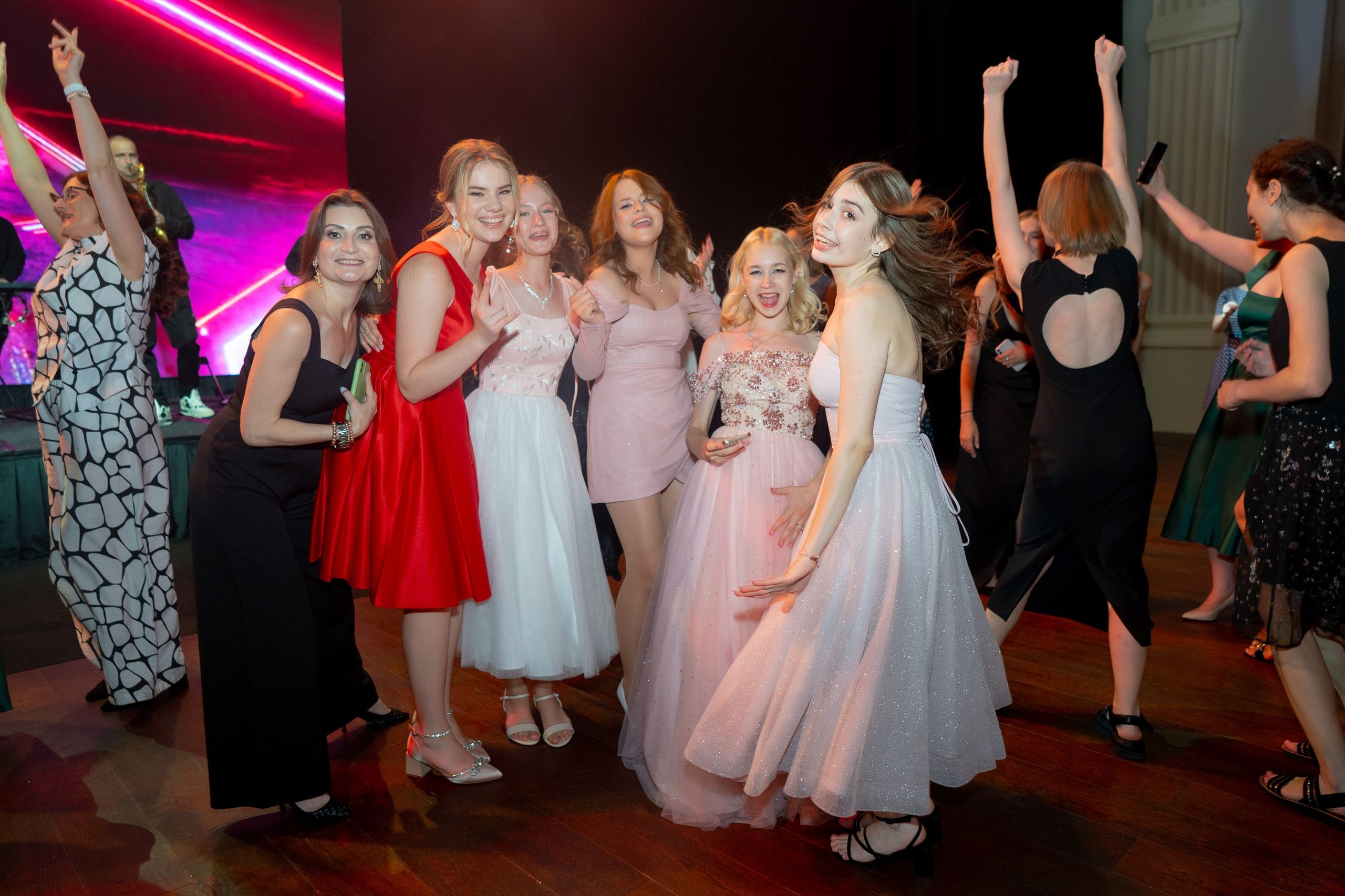 Выпускные. Главная